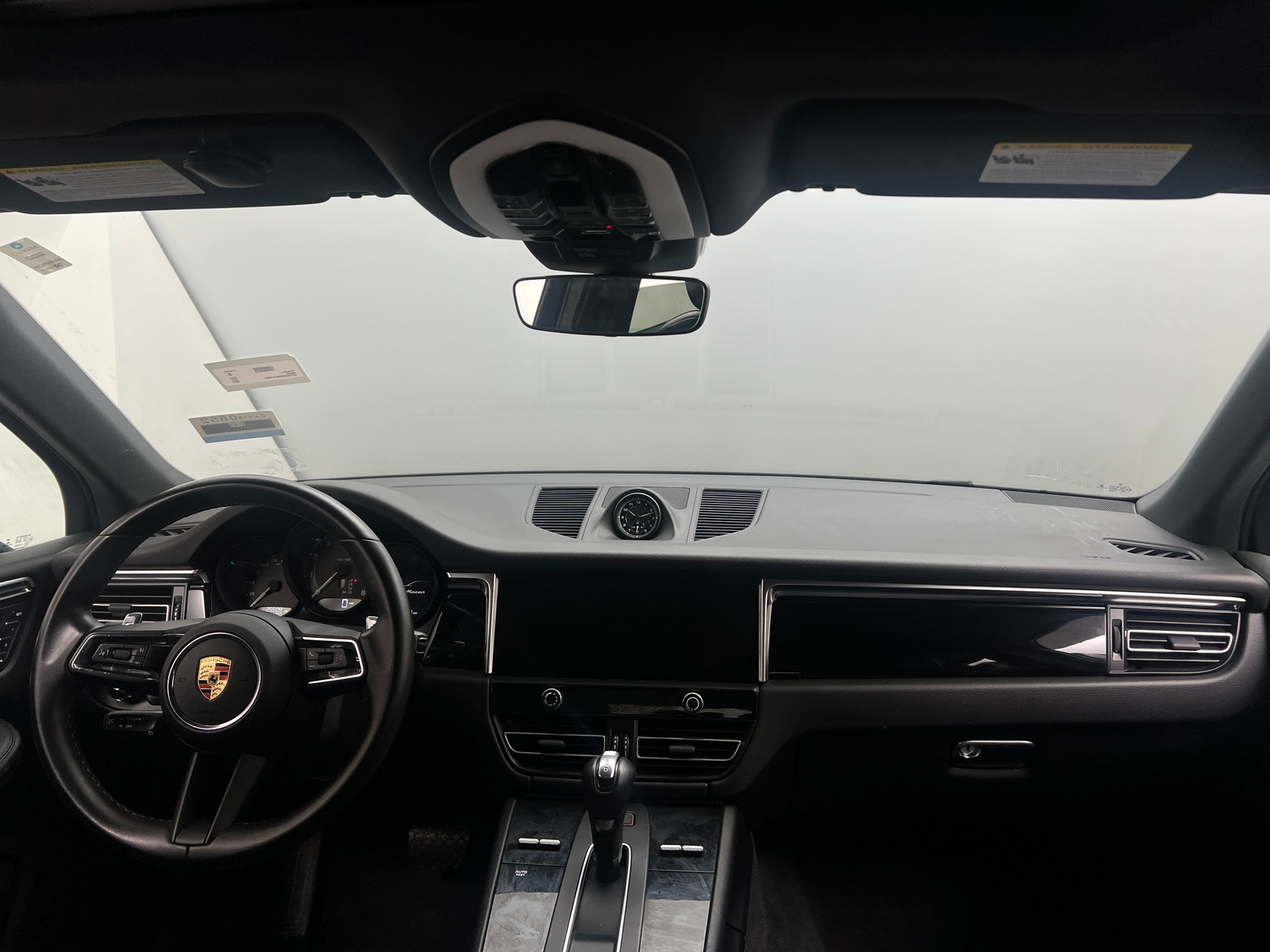 Thumbnail: 2022 Porsche Macan - 3