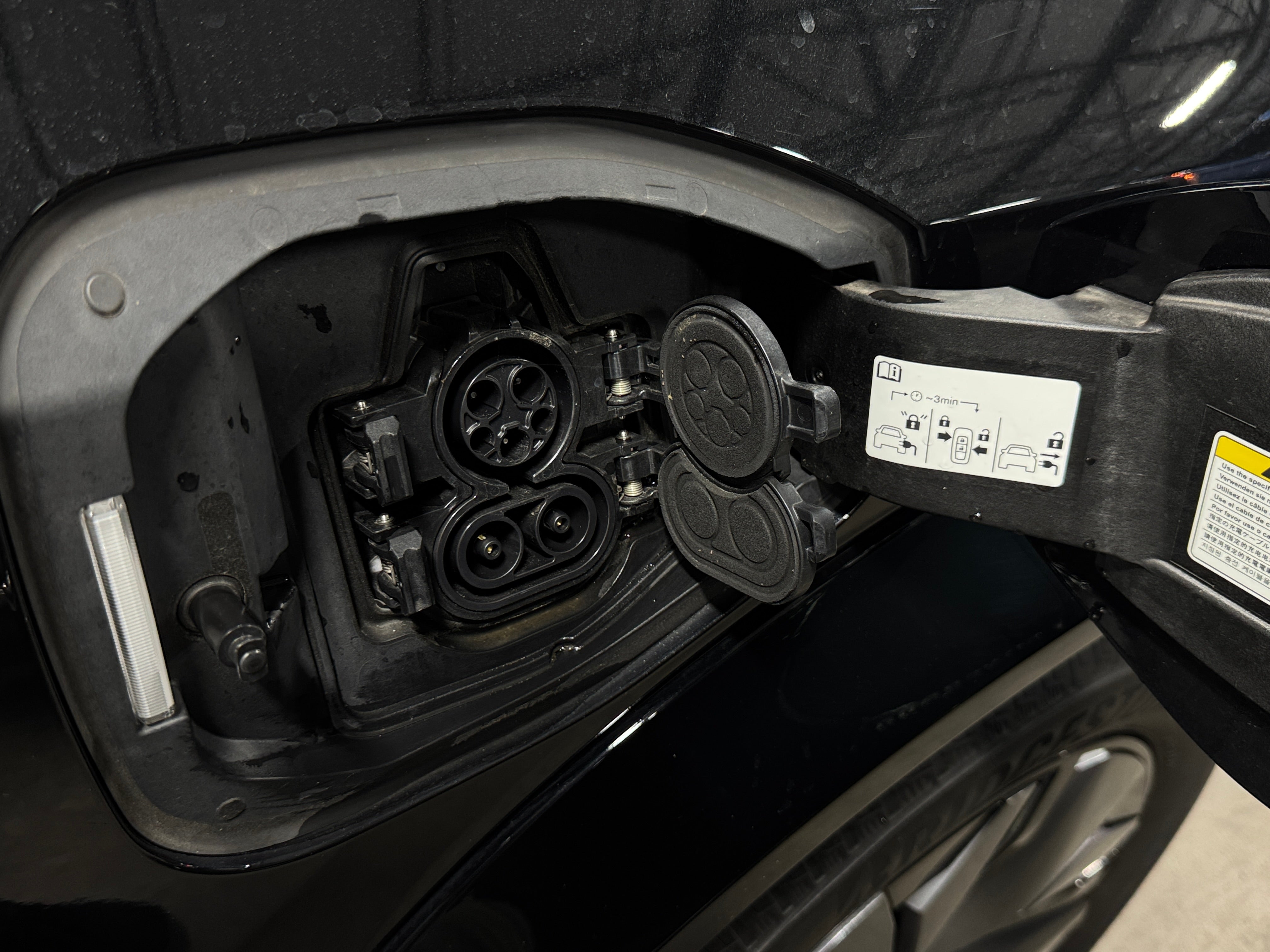 Used 2024 Nissan ARIYA Platinum+ with VIN JN1DF0CD9RM731470 for sale in Oak Creek, WI