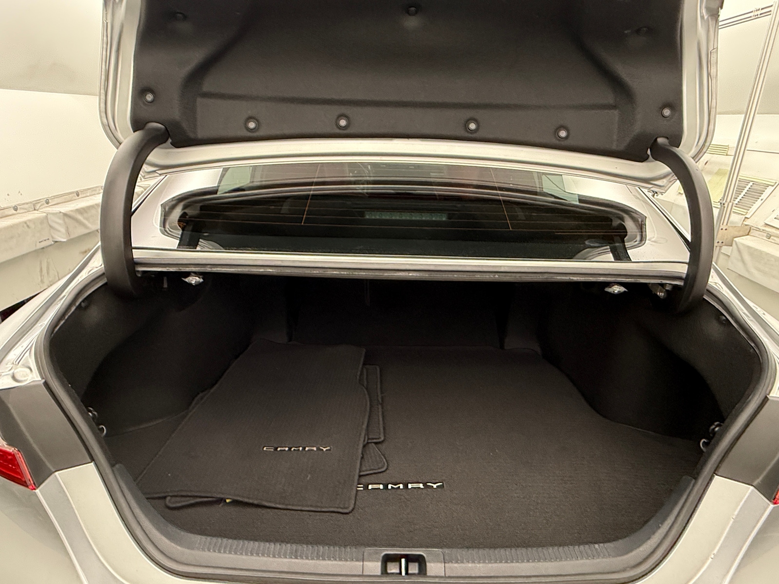 Thumbnail: 2020 Toyota Camry - 6