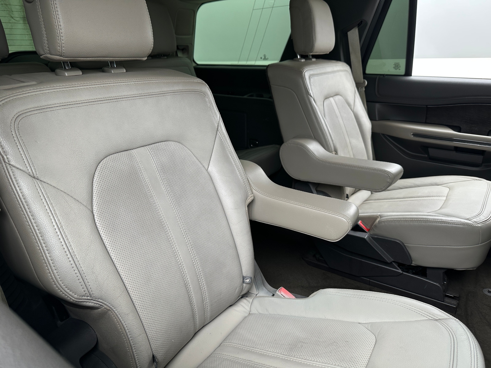 Thumbnail: 2019 Ford Expedition - 5