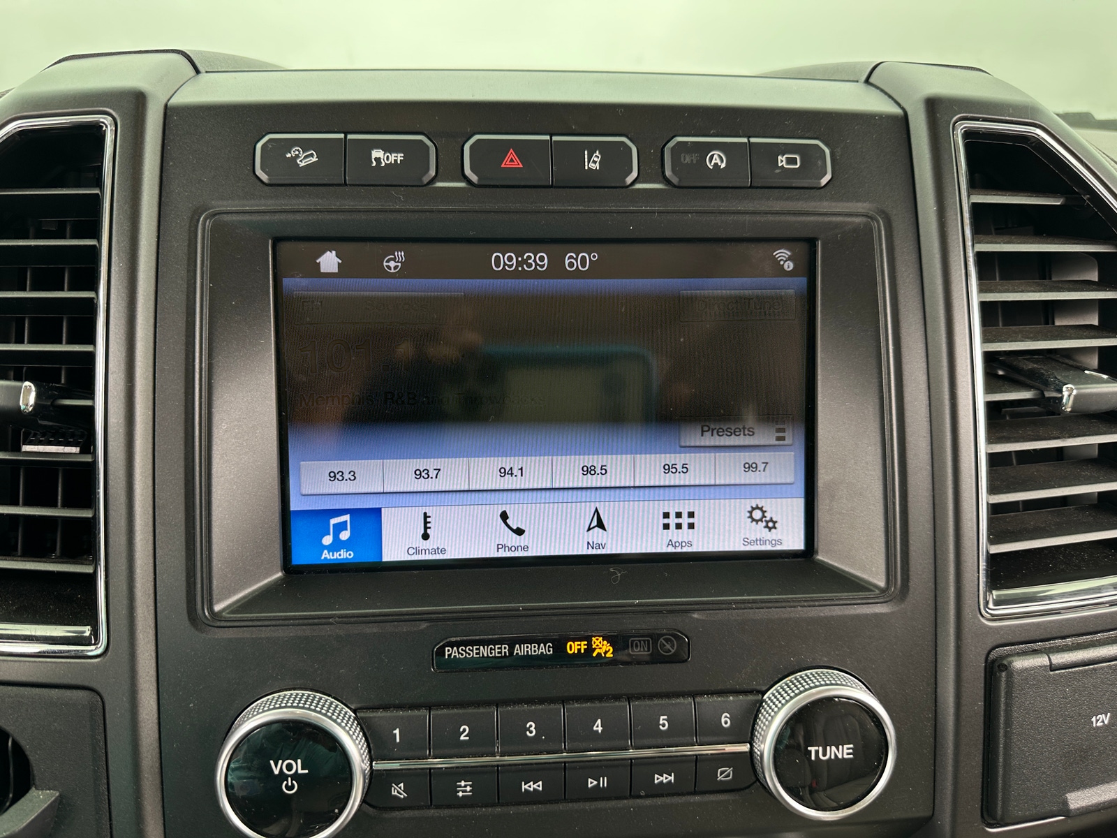 Thumbnail: 2019 Ford Expedition - 3