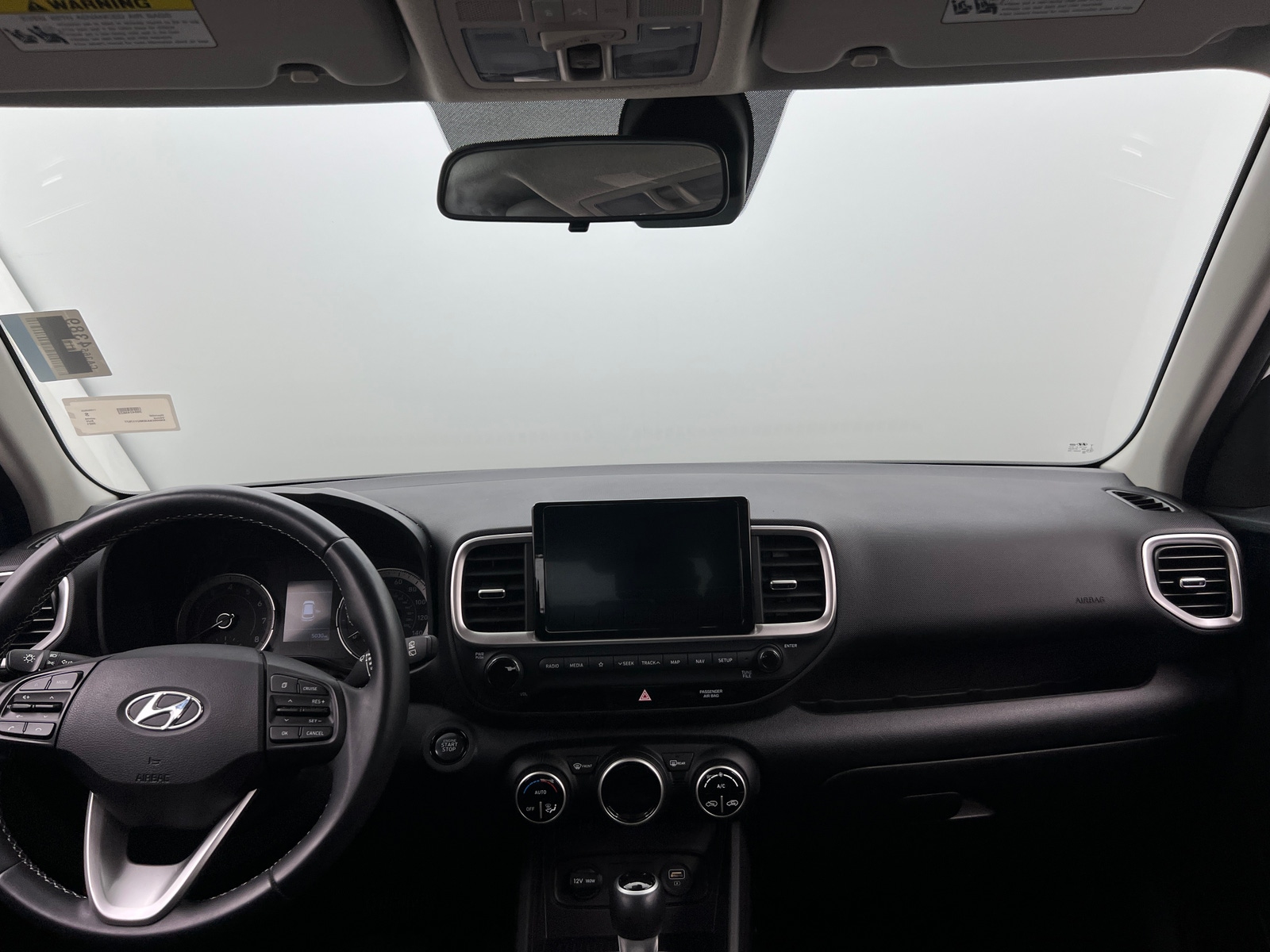 Thumbnail: 2021 Hyundai Venue - 3