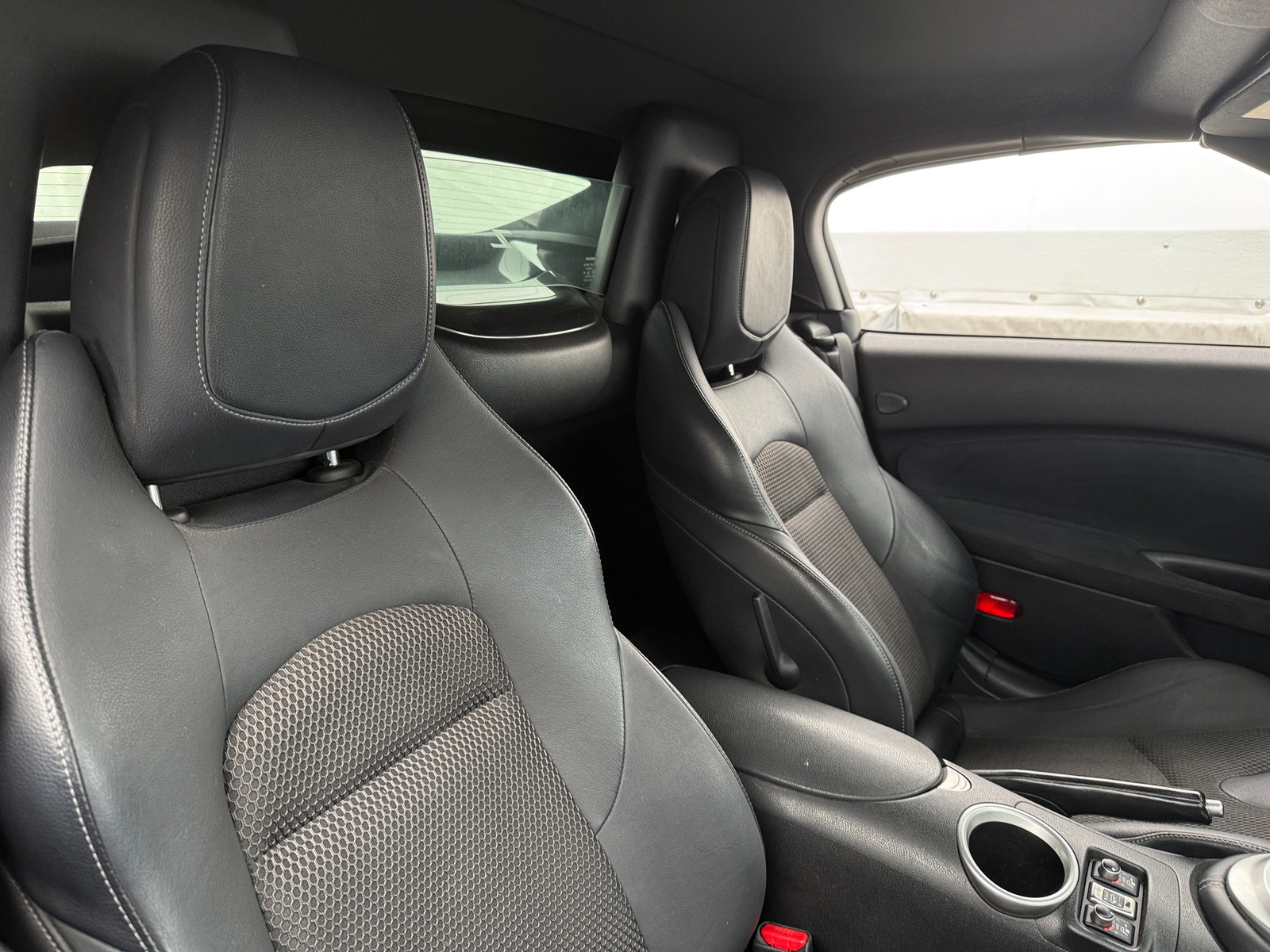 Thumbnail: 2012 Nissan Z - 2