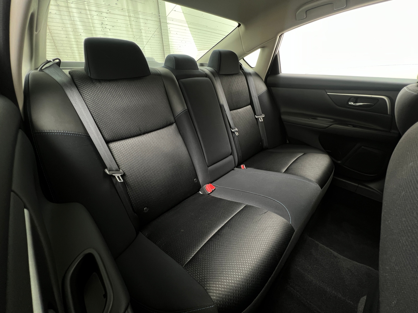 Thumbnail: 2017 Nissan Altima - 6