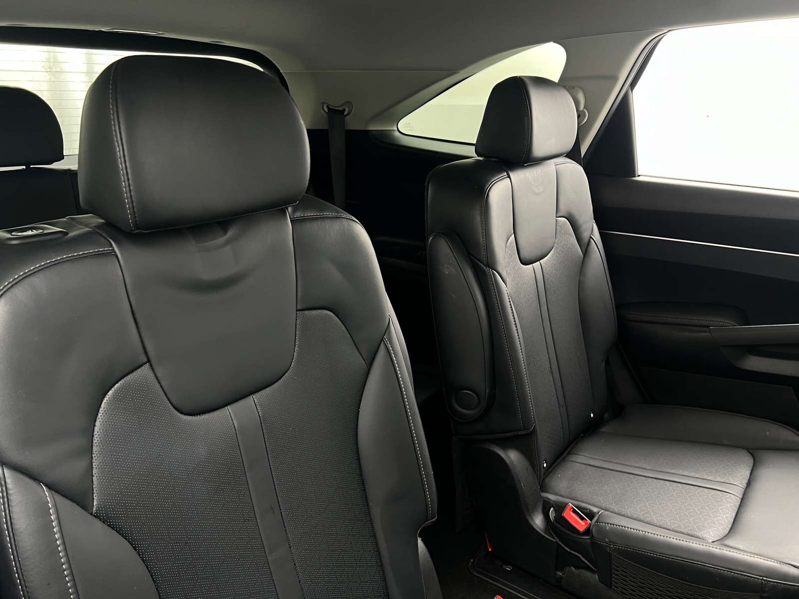 Thumbnail: 2022 Kia Sorento - 5