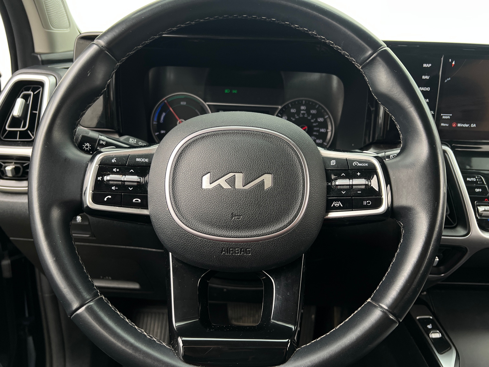 Thumbnail: 2022 Kia Sorento - 4