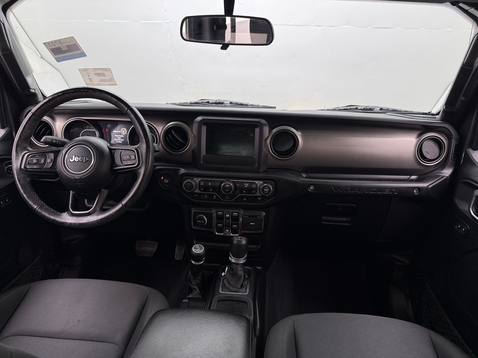 Thumbnail: 2019 Jeep Wrangler - 3