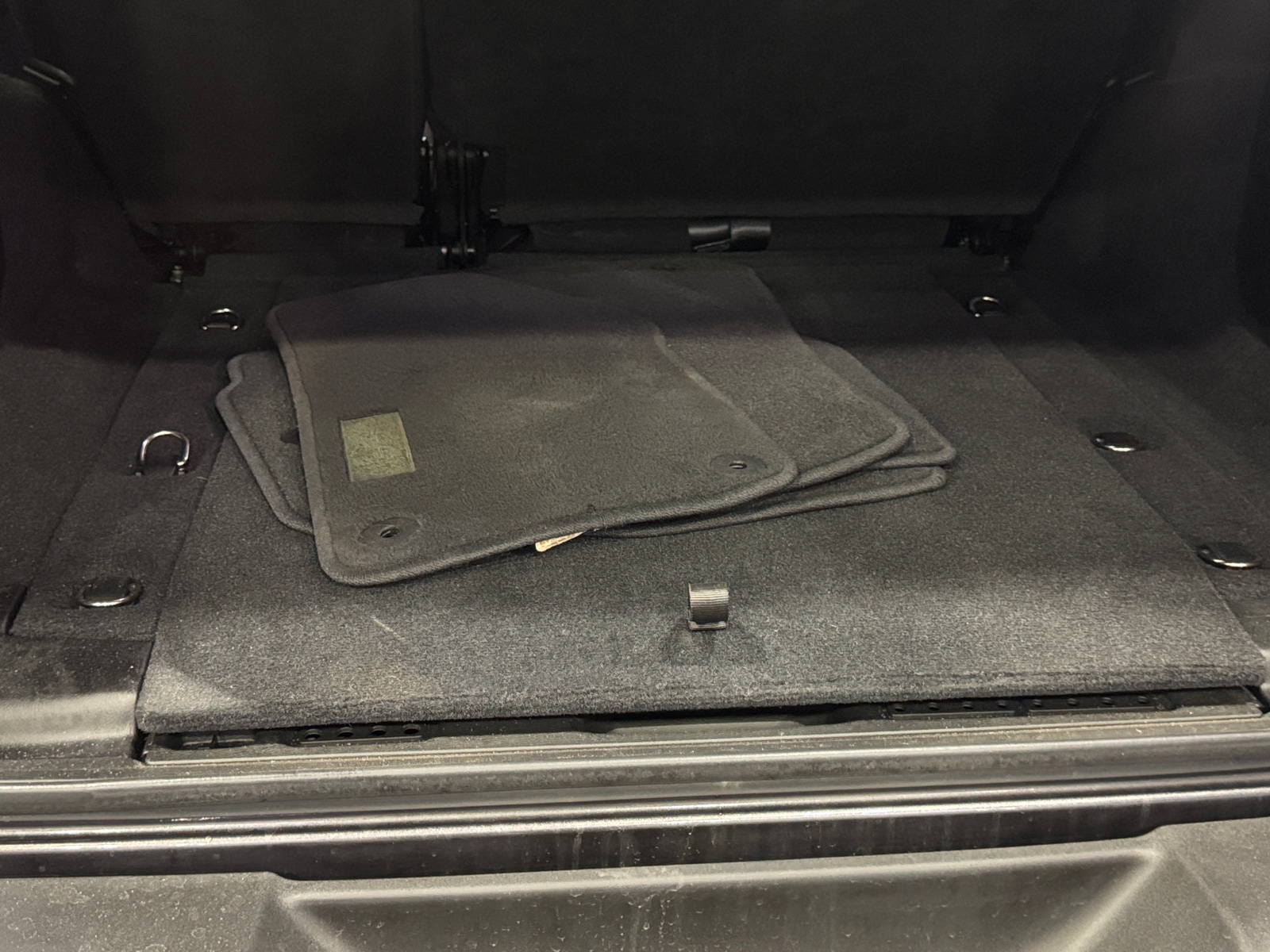 Thumbnail: 2019 Jeep Wrangler - 7