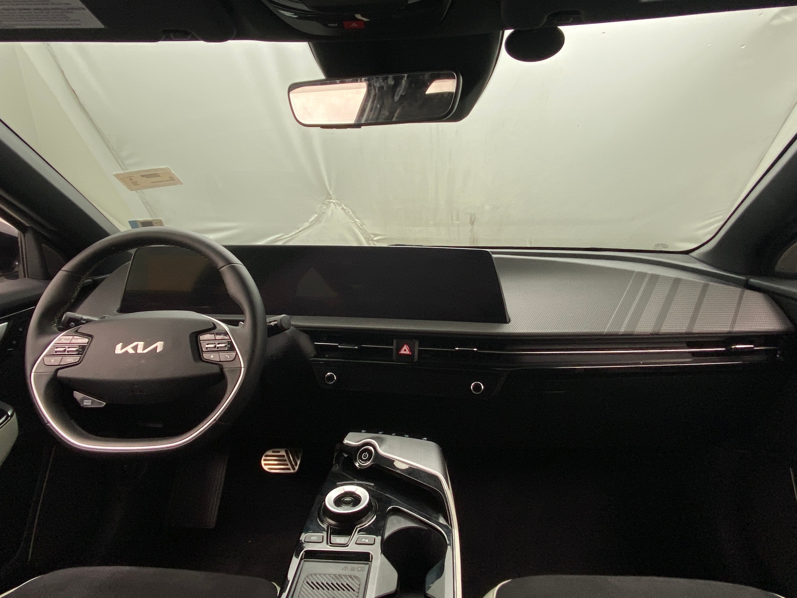 Thumbnail: 2022 Kia EV6 - 2