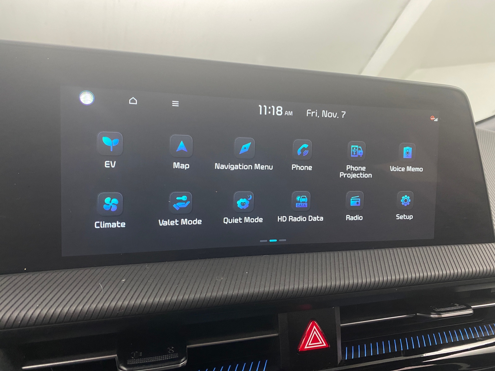 Thumbnail: 2022 Kia EV6 - 3