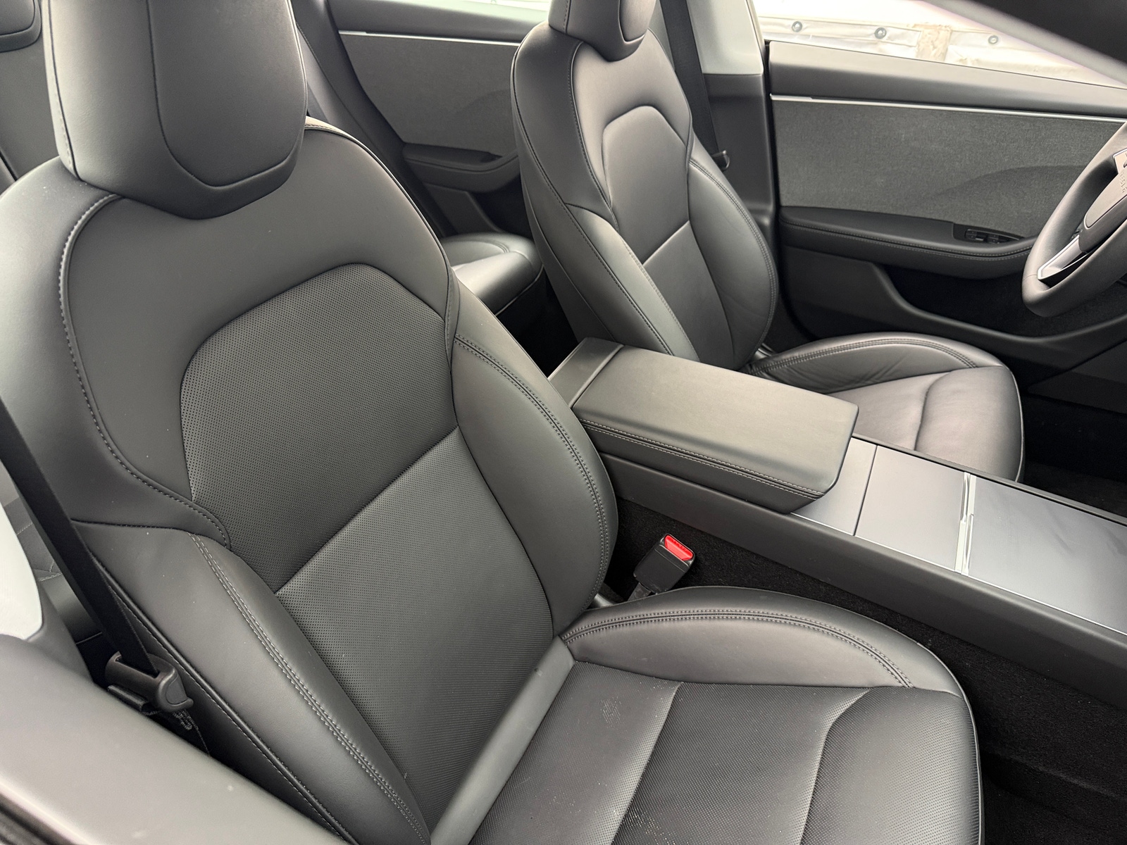 Thumbnail: 2025 Tesla Model 3 - 2