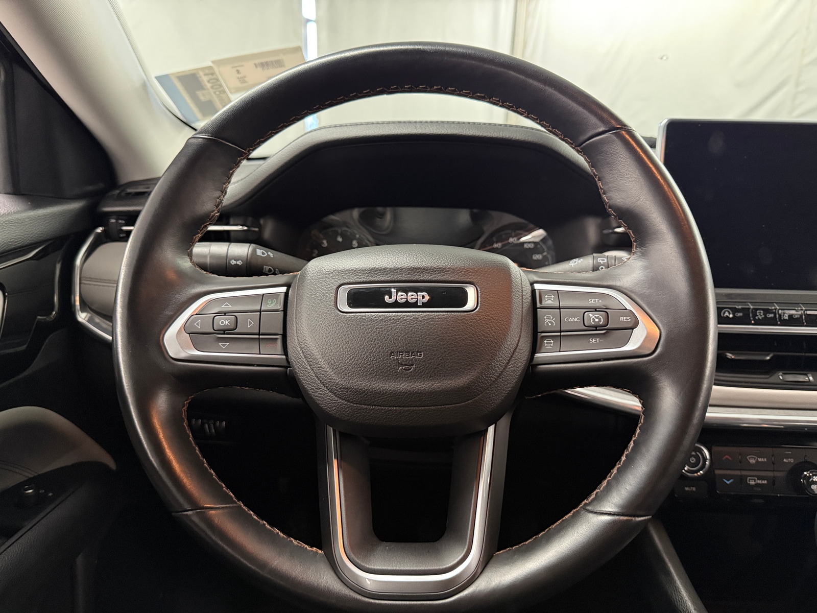 Thumbnail: 2022 Jeep Compass - 4