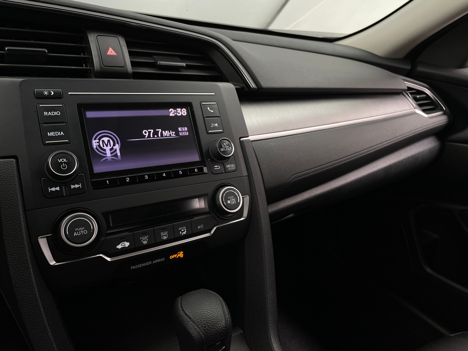 Thumbnail: 2018 Honda Civic - 4