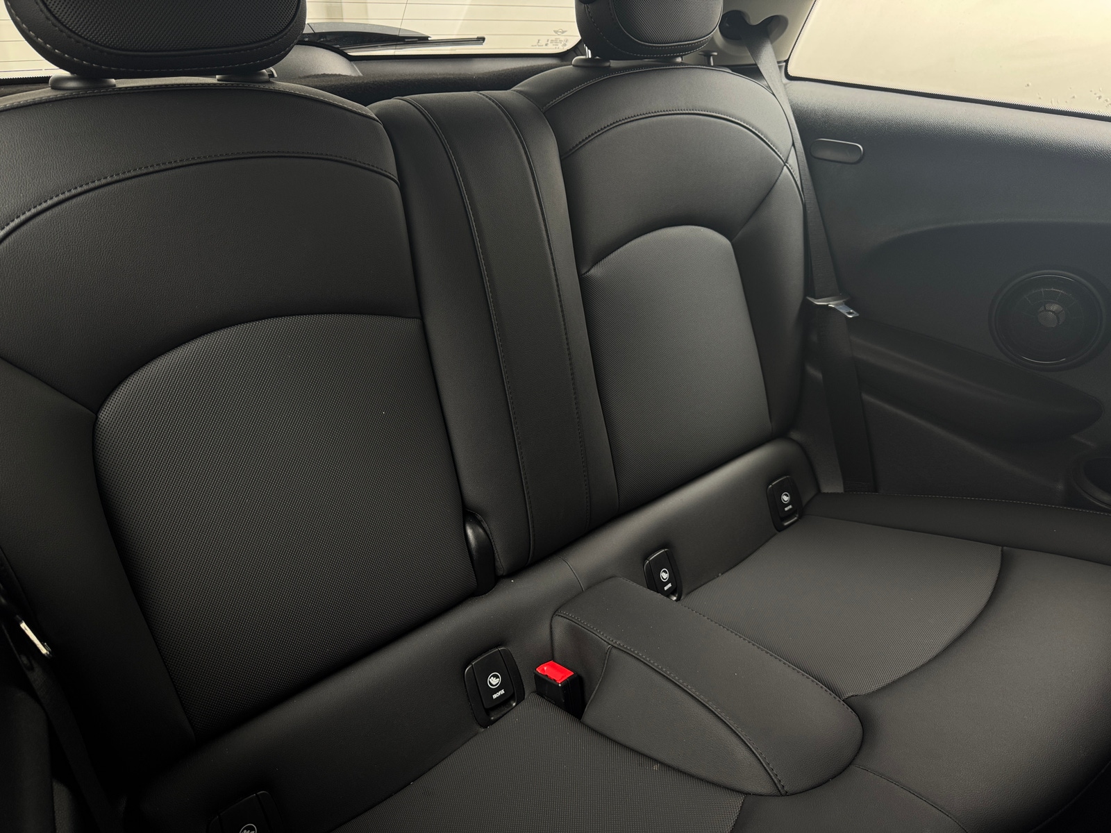 Thumbnail: 2024 MINI Cooper Hardtop - 5