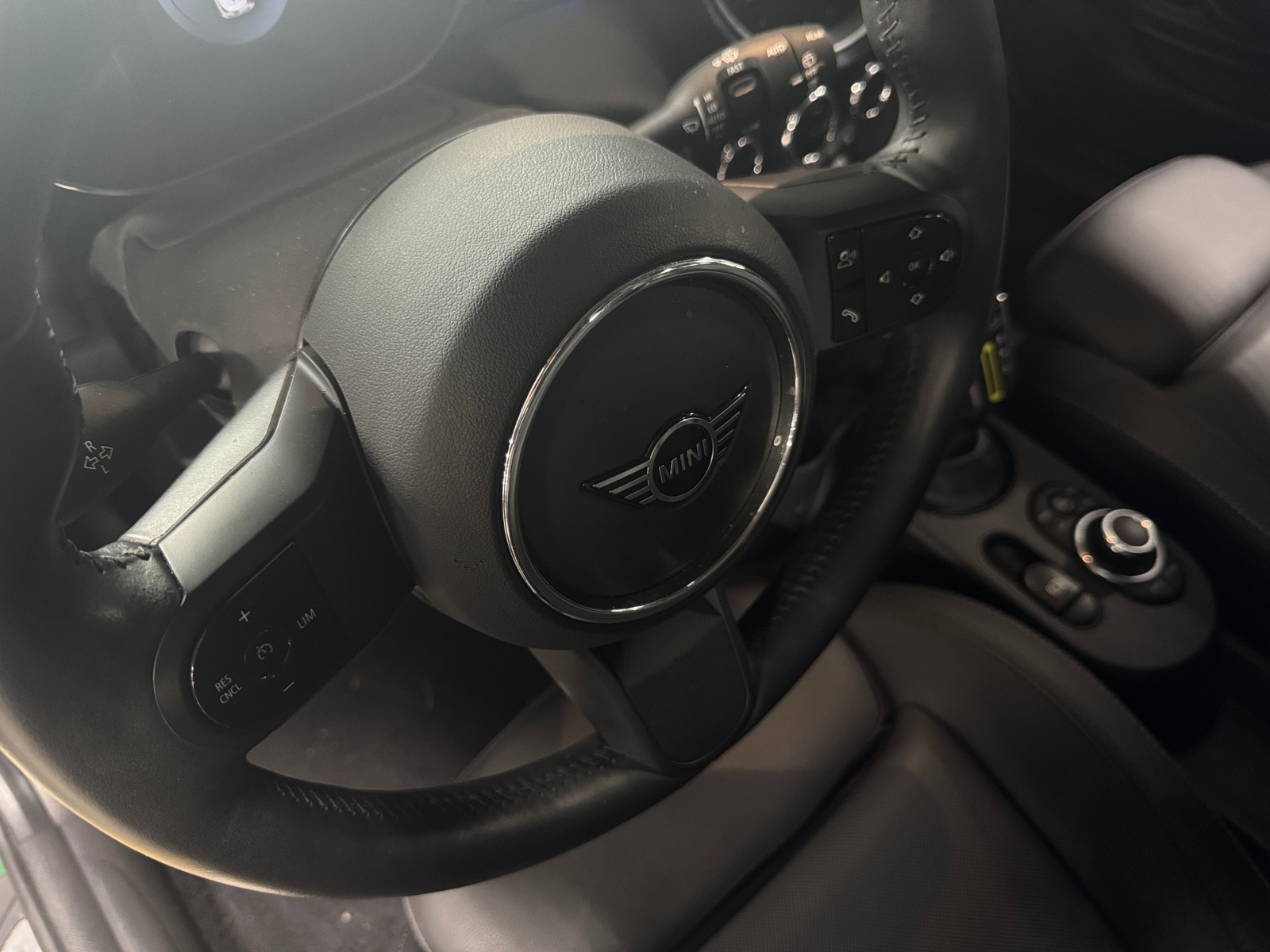 Thumbnail: 2024 MINI Cooper Hardtop - 4