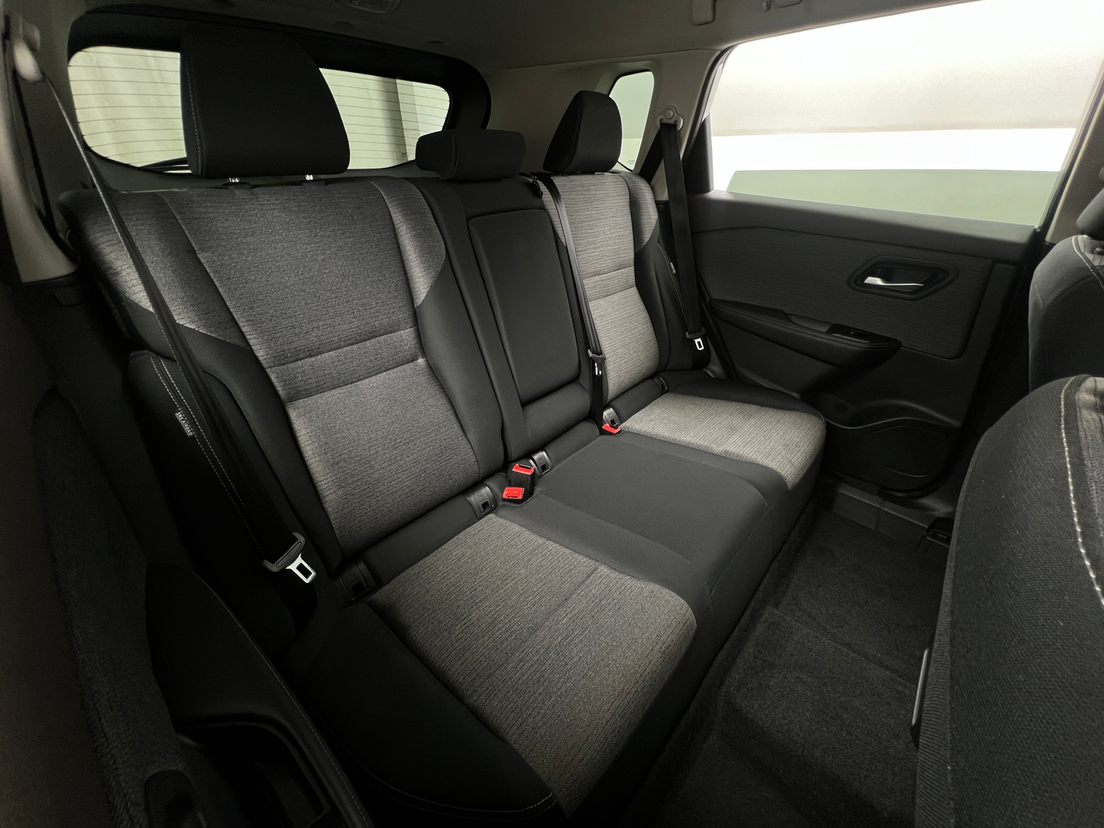 Thumbnail: 2023 Nissan Rogue - 6