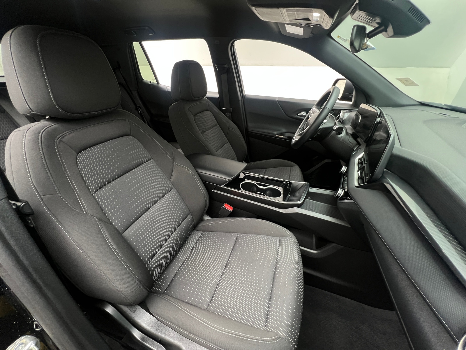 Thumbnail: 2025 Chevrolet Equinox - 2