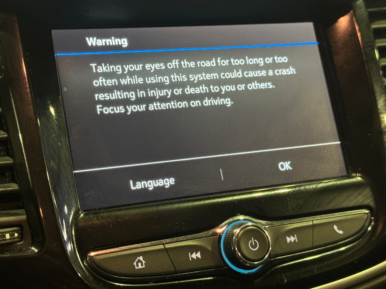 Thumbnail: 2019 Chevrolet Trax - 4