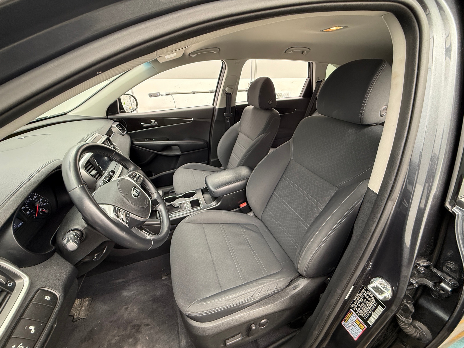 Thumbnail: 2020 Kia Sorento - 2