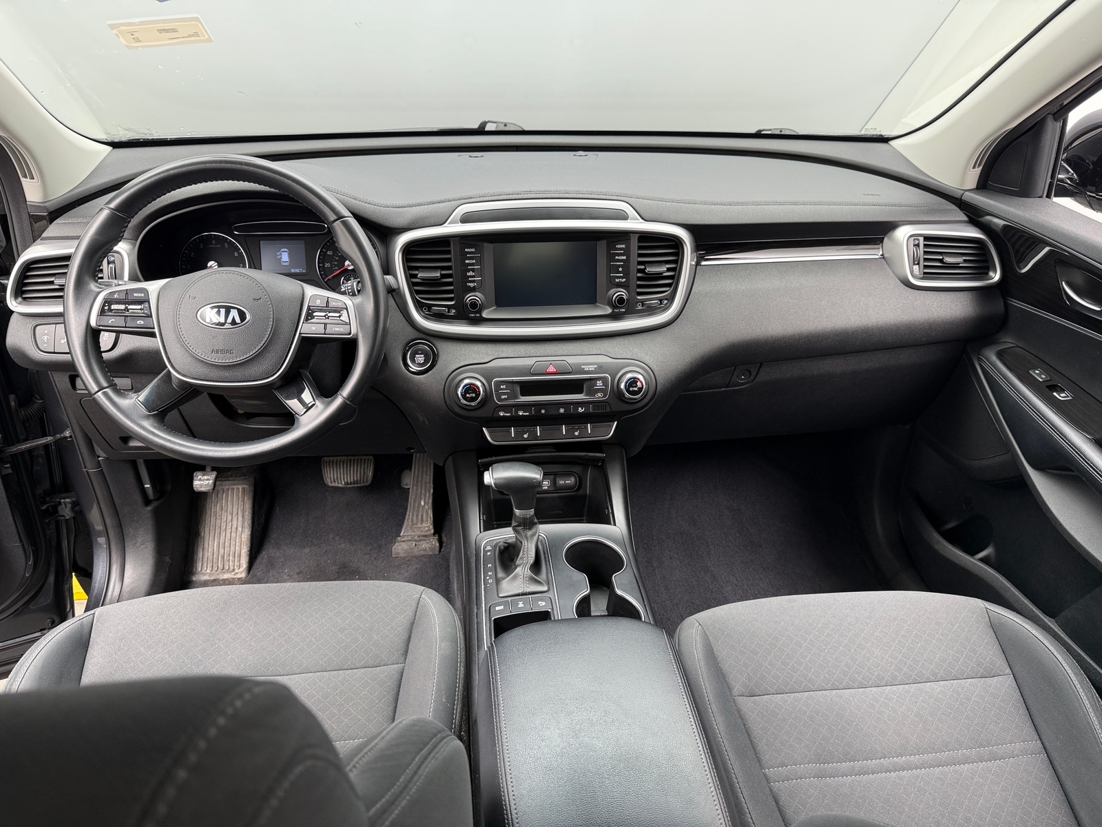 Thumbnail: 2020 Kia Sorento - 3