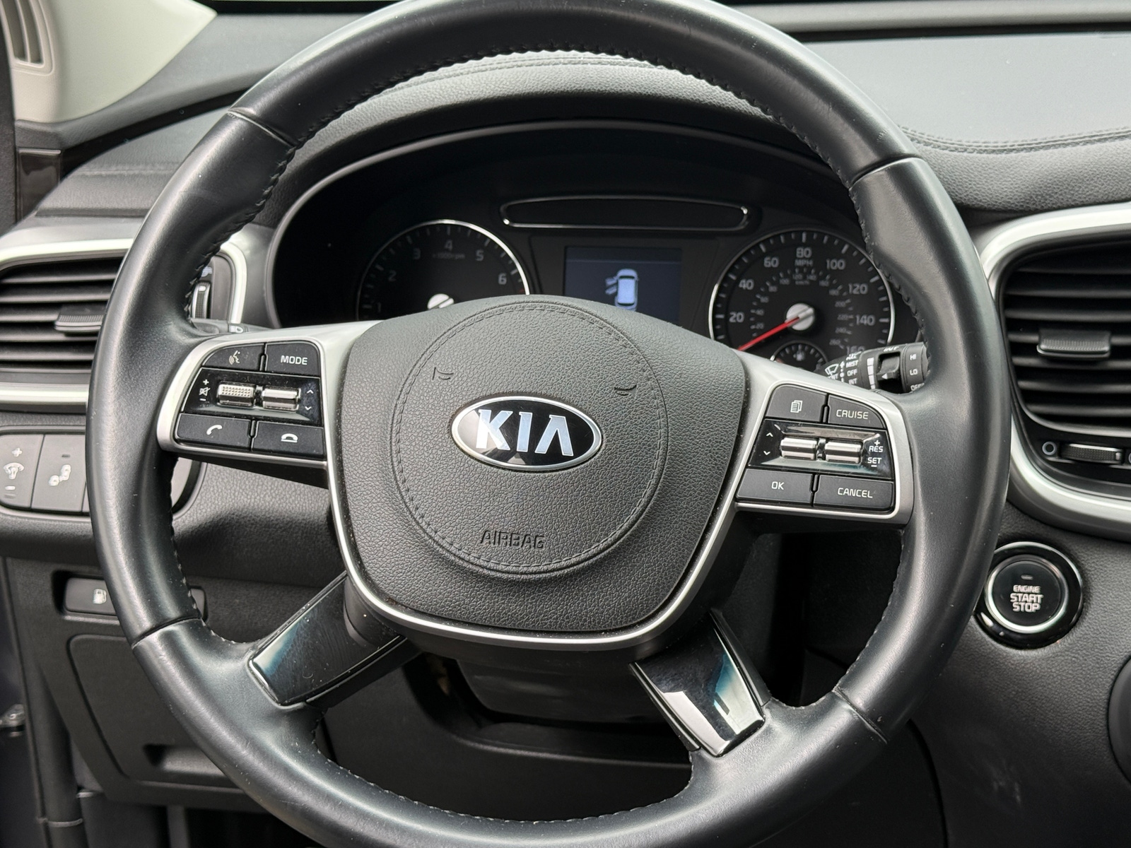 Thumbnail: 2020 Kia Sorento - 5