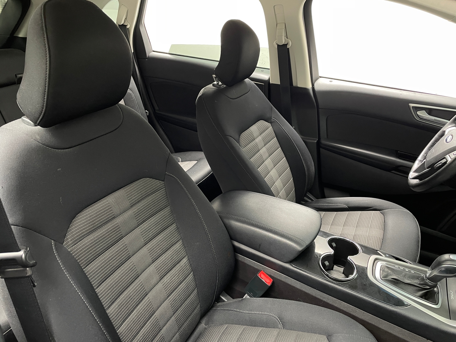 Thumbnail: 2017 Ford Edge - 2