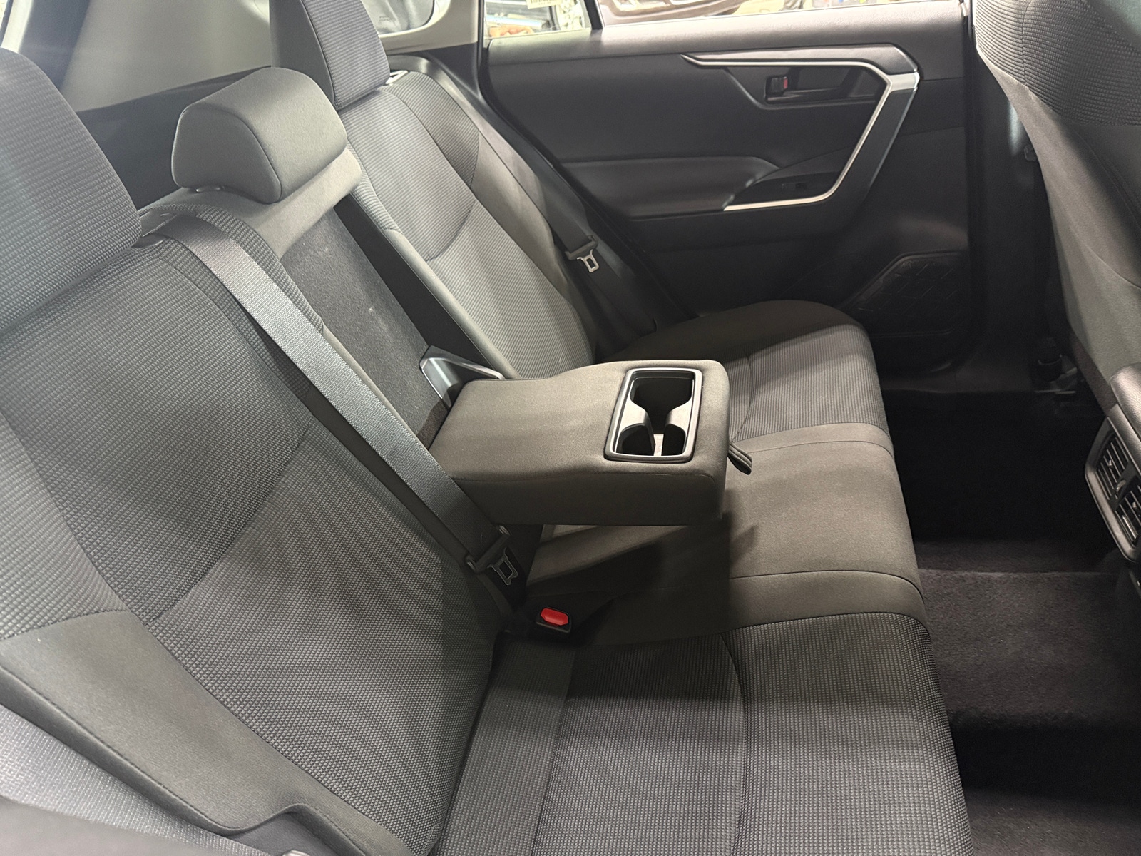 Thumbnail: 2025 Toyota RAV4 - 6