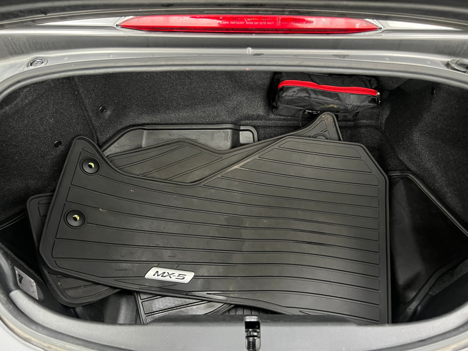 Thumbnail: 2018 Mazda MX-5 Miata - 5