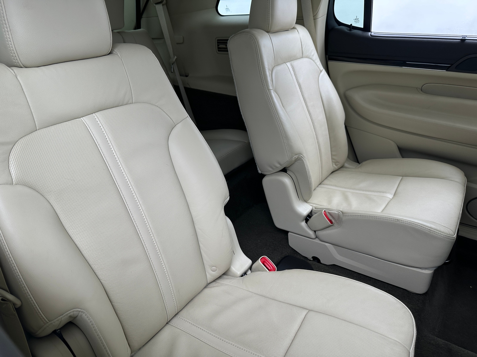 Thumbnail: 2019 Lincoln MKT - 5