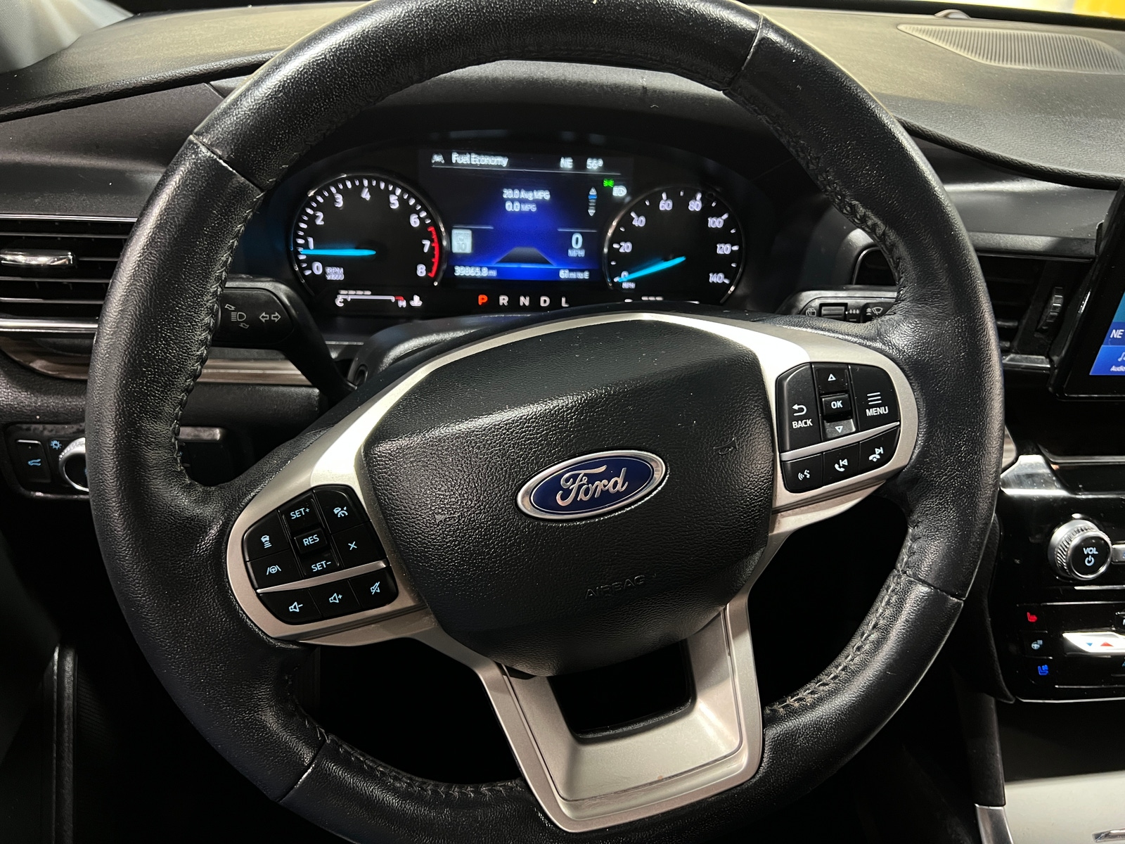 Thumbnail: 2022 Ford Explorer - 5