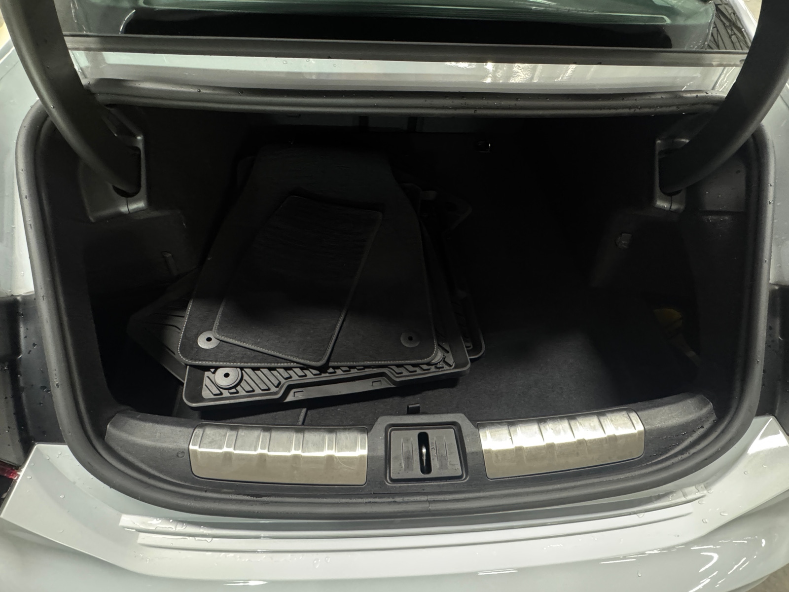 Thumbnail: 2023 Audi e-tron GT - 6