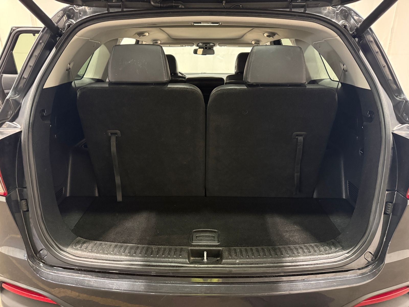 Thumbnail: 2017 Kia Sorento - 6