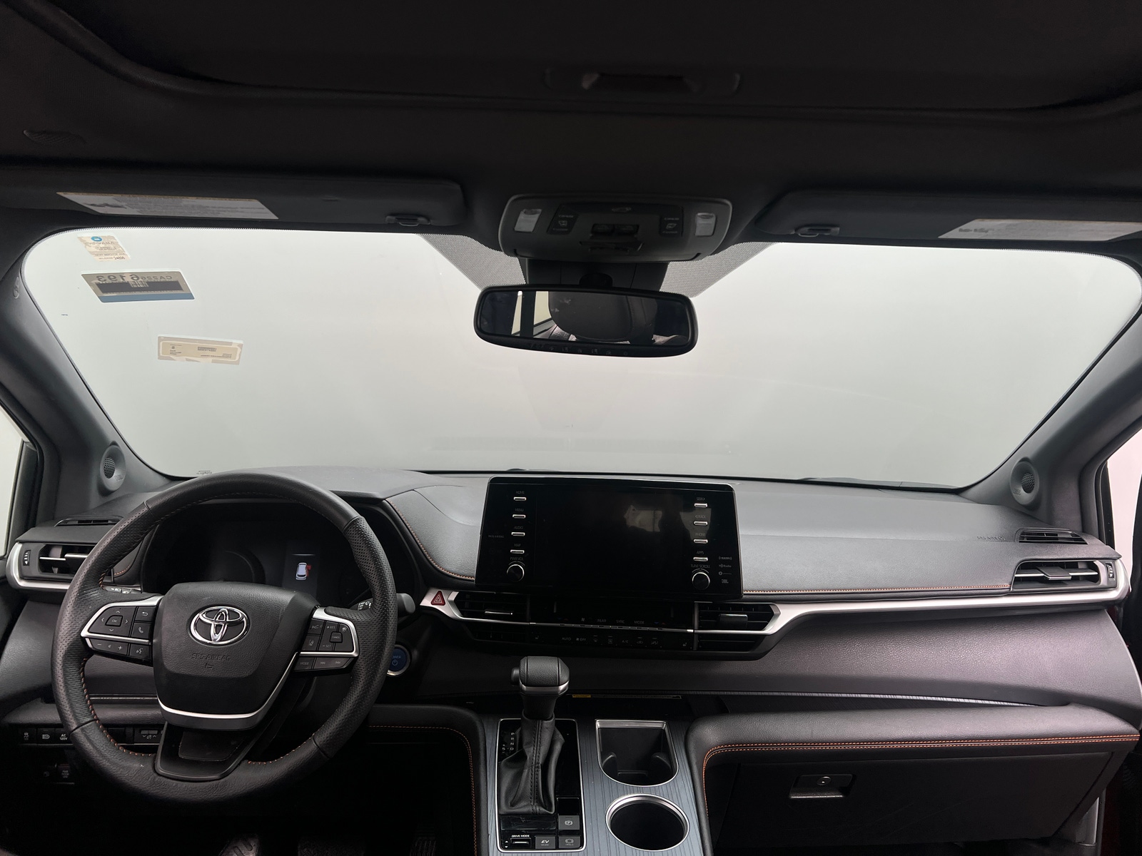 Thumbnail: 2024 Toyota Sienna - 2