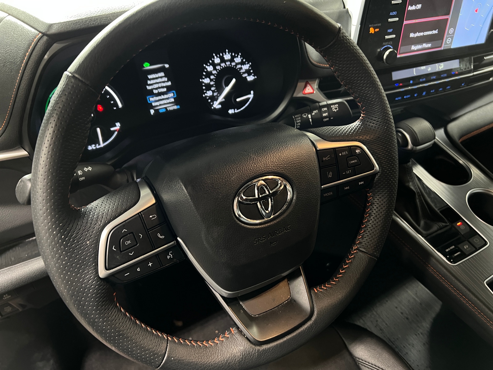 Thumbnail: 2024 Toyota Sienna - 4