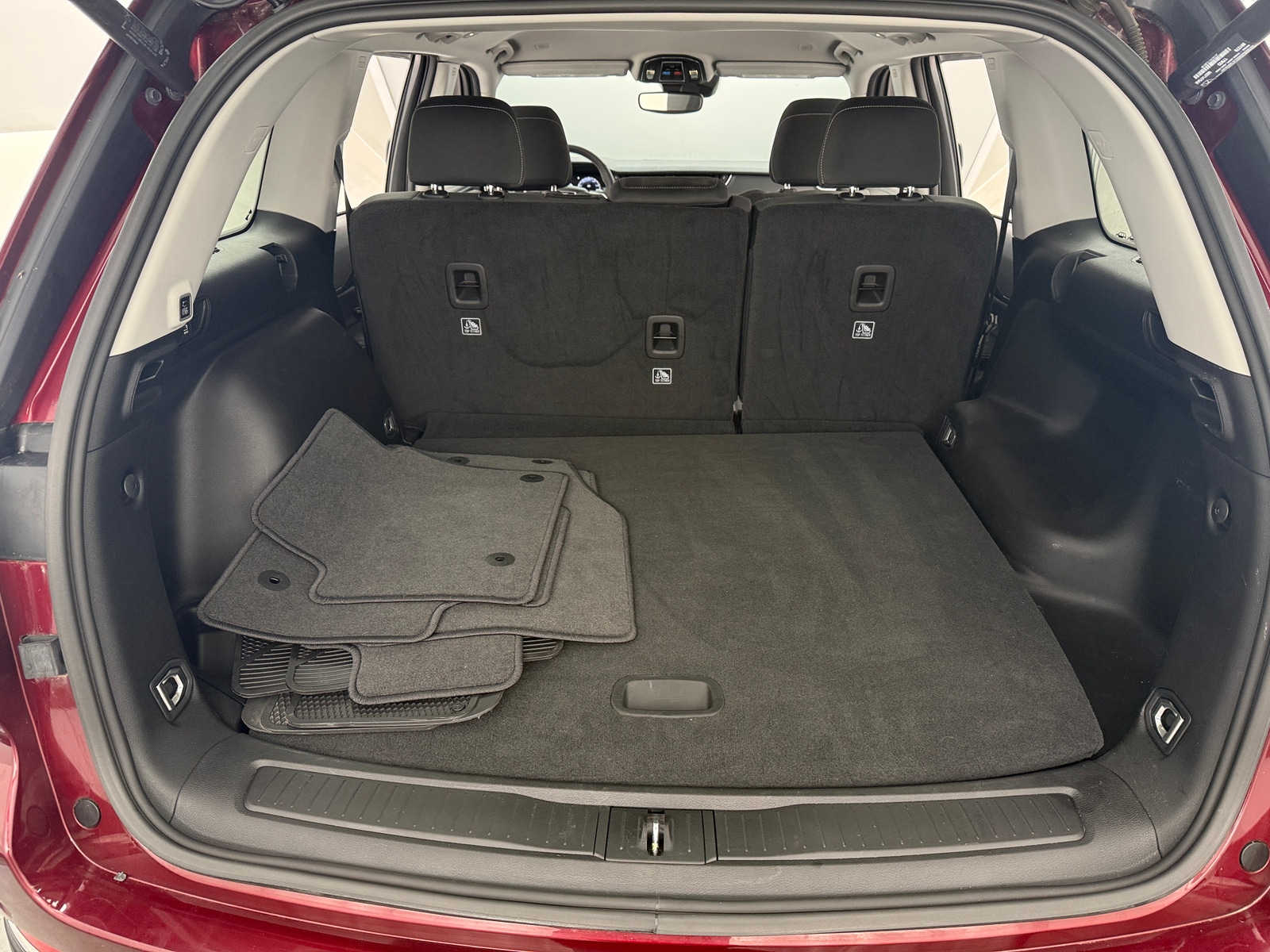 Thumbnail: 2023 Jeep Grand Cherokee - 7