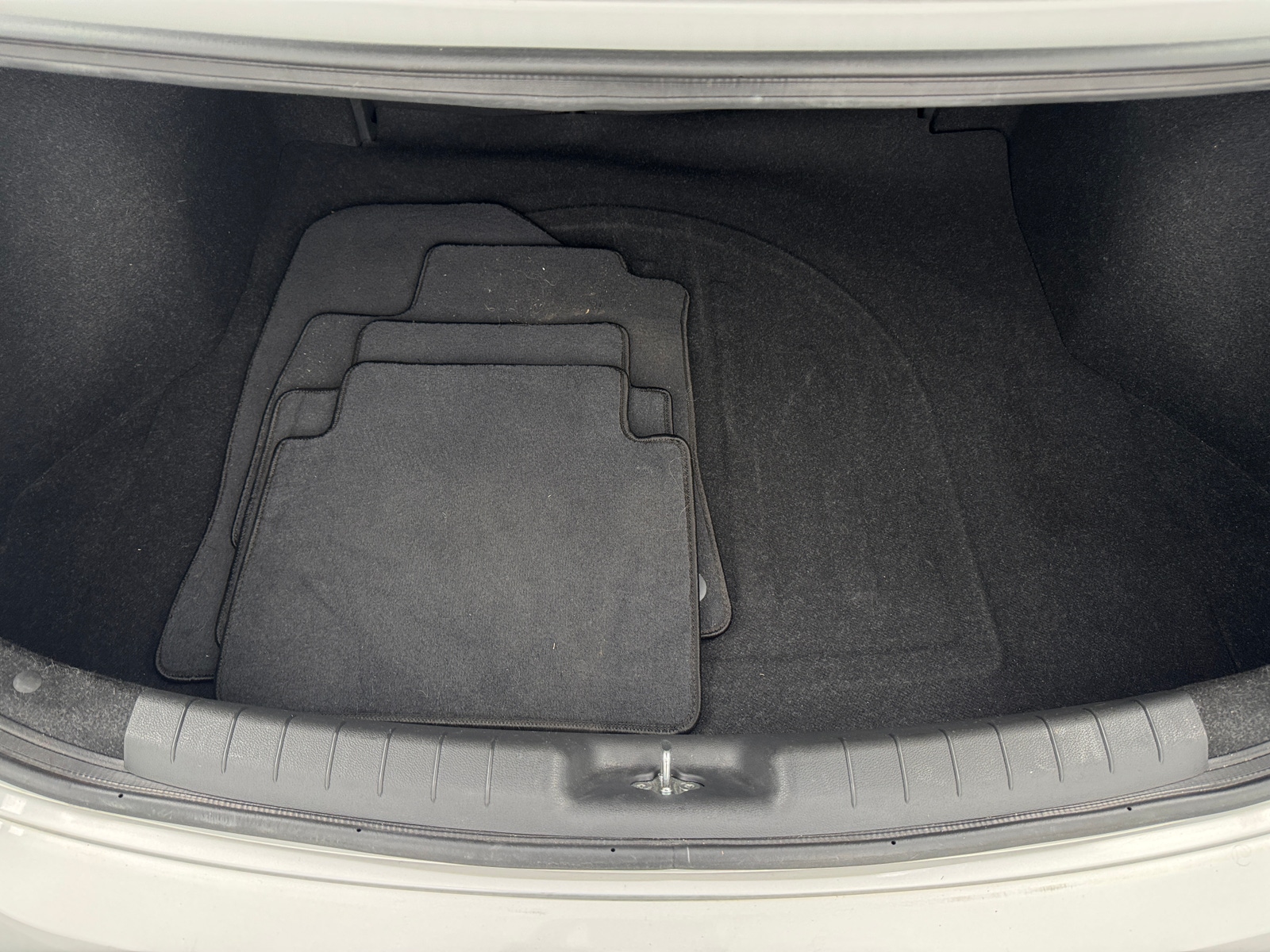 Thumbnail: 2019 Hyundai Elantra - 6