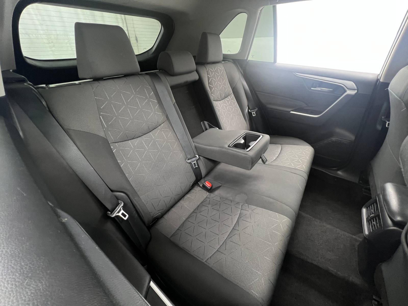 Thumbnail: 2021 Toyota RAV4 - 6