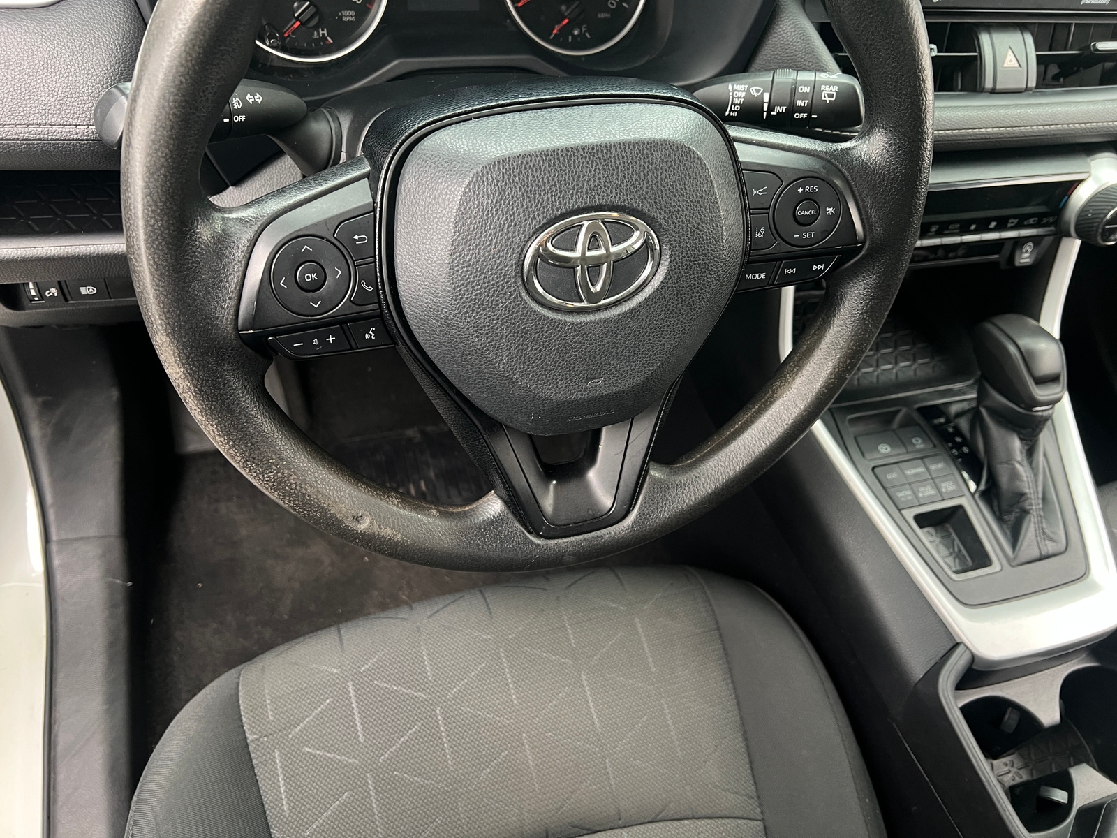 Thumbnail: 2021 Toyota RAV4 - 5