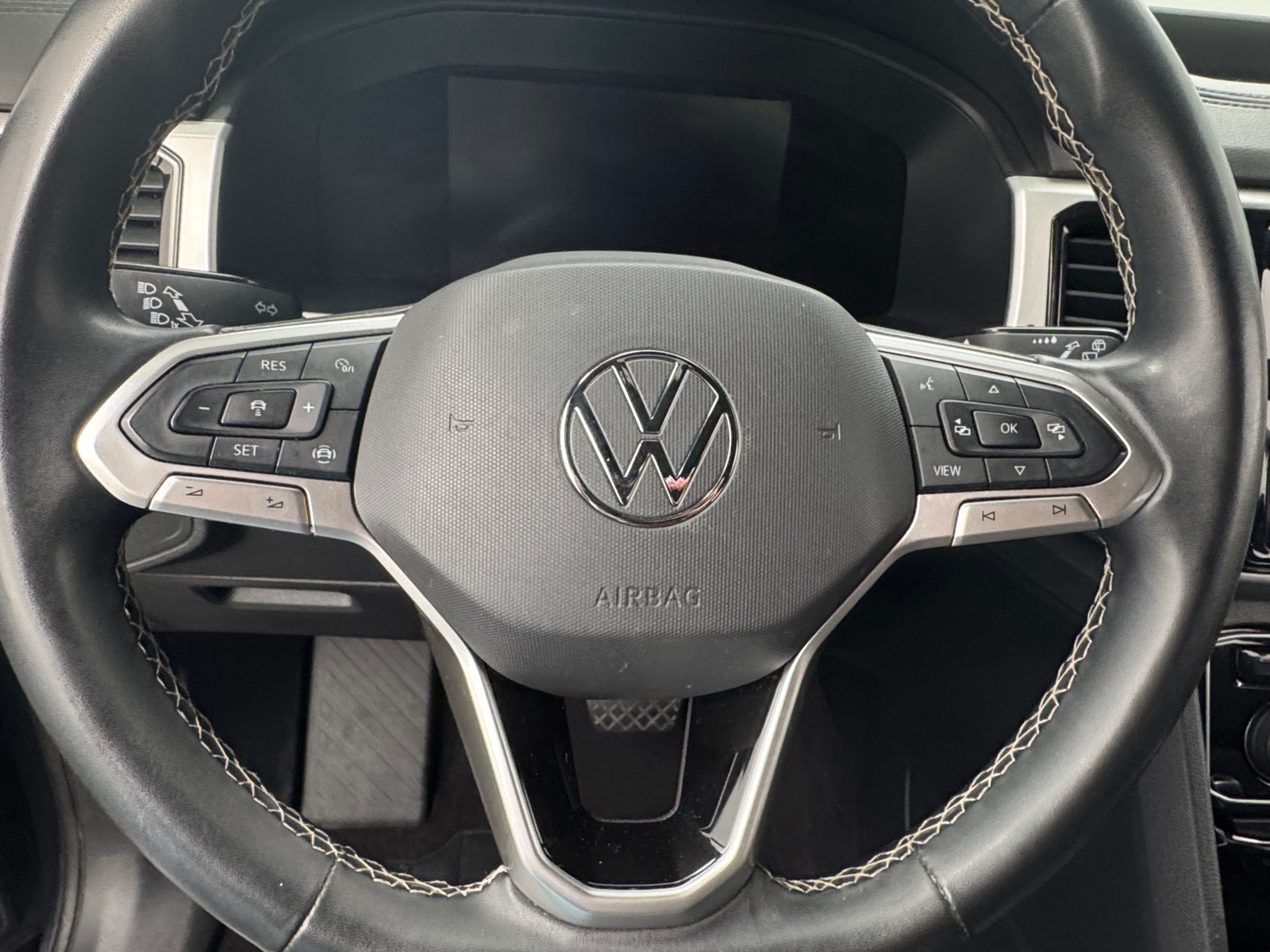 Thumbnail: 2022 Volkswagen Atlas - 4