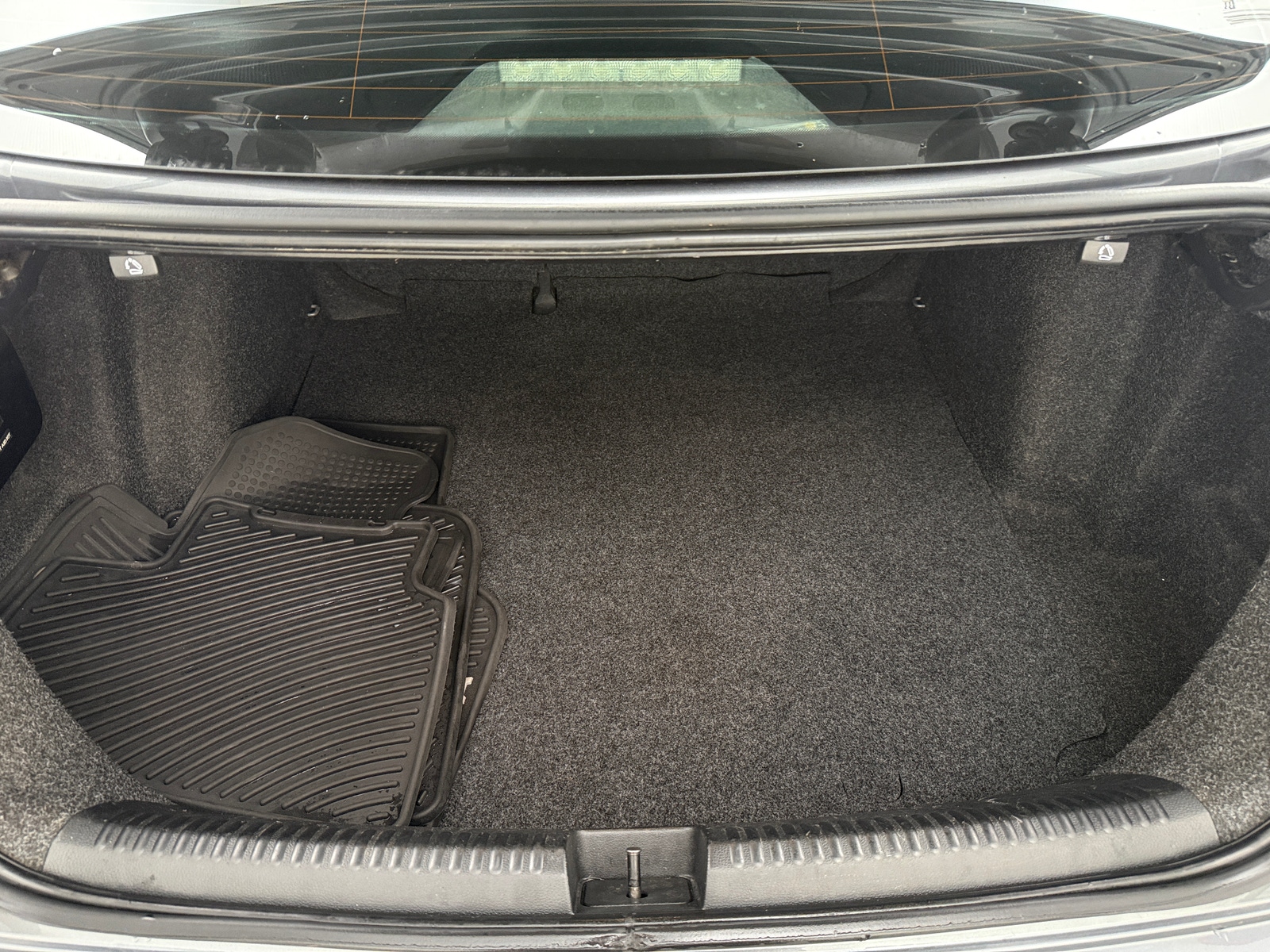 Thumbnail: 2017 Volkswagen Jetta - 6