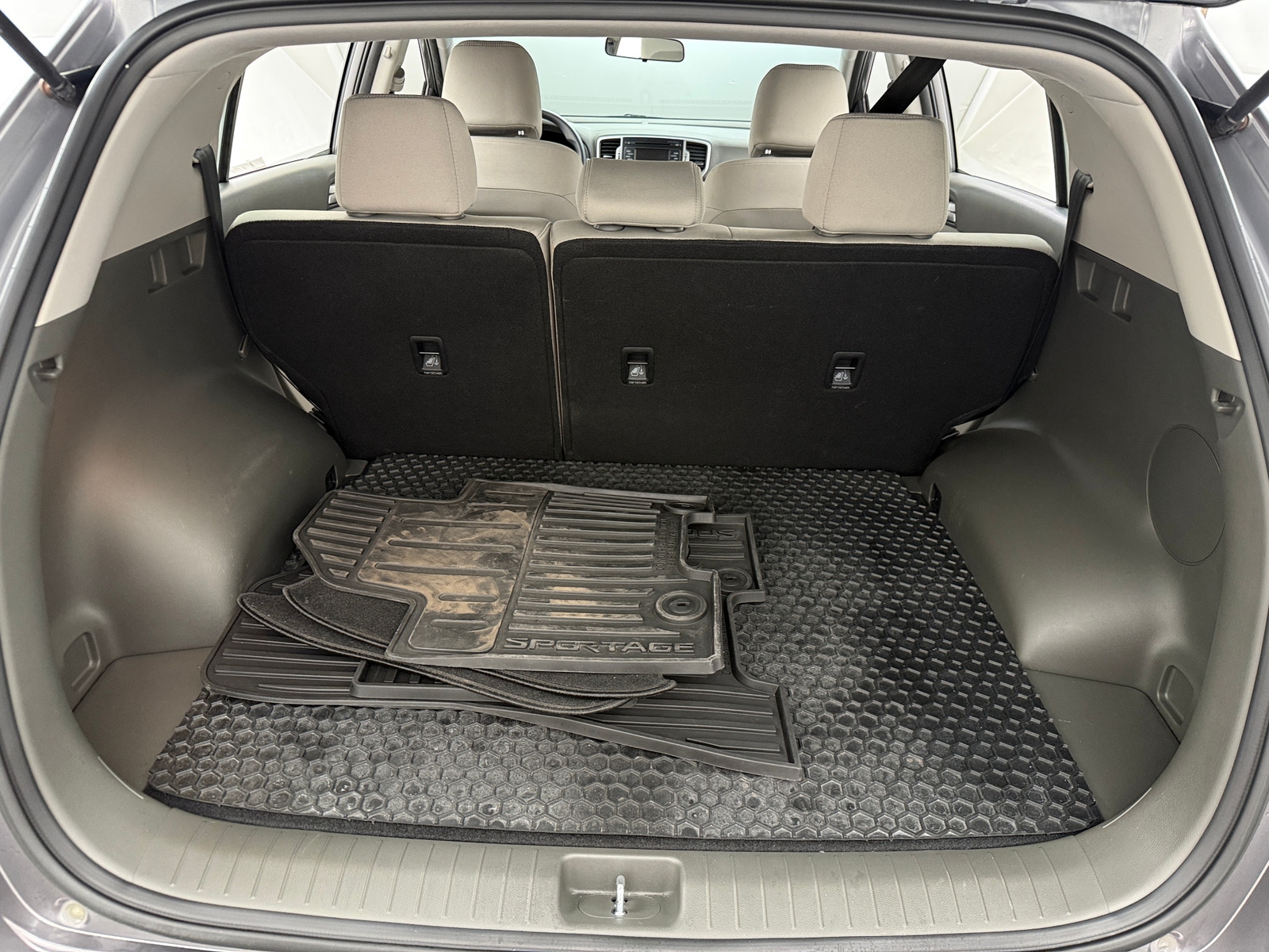 Thumbnail: 2017 Kia Sportage - 7