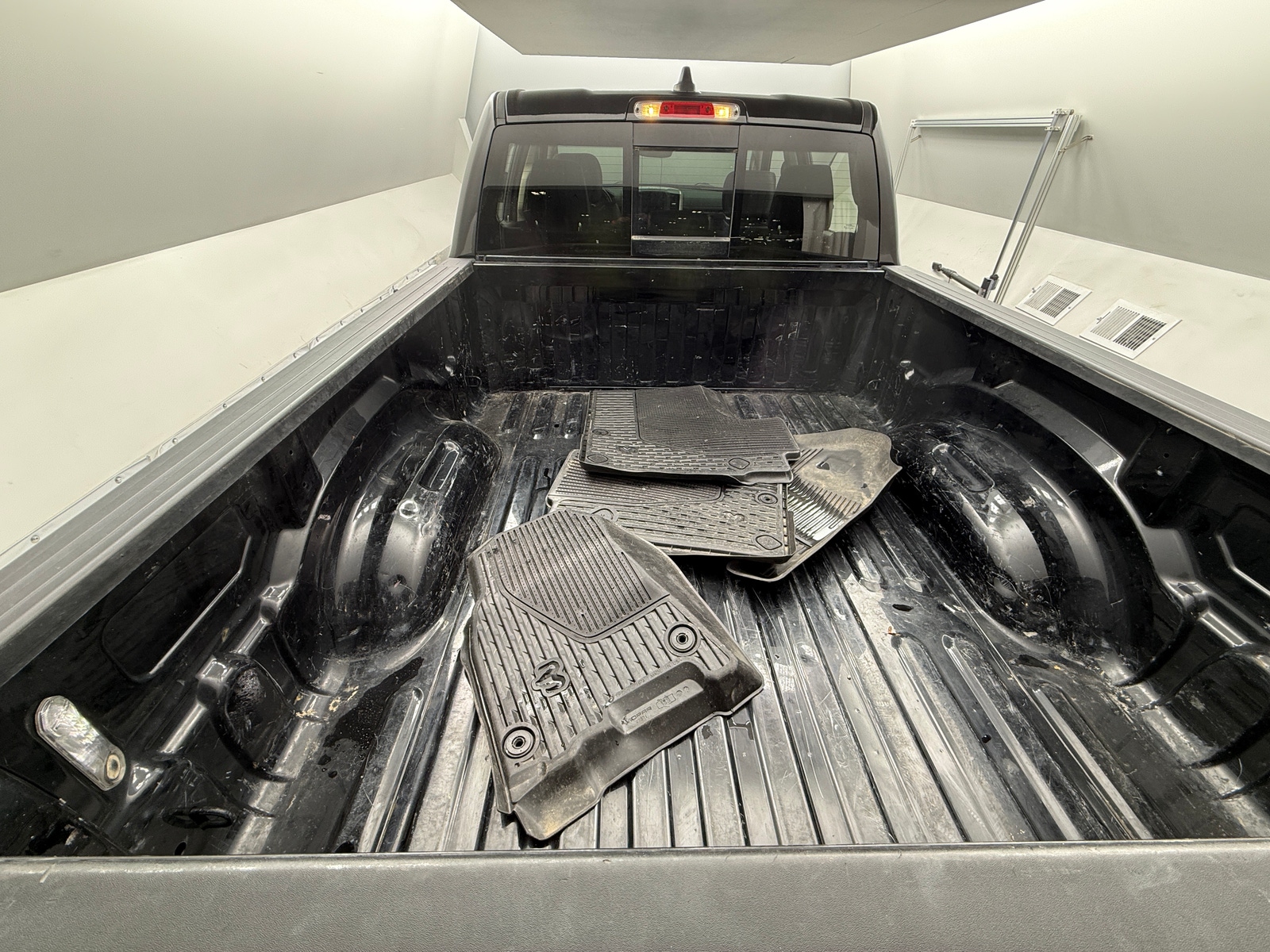 Thumbnail: 2022 RAM 1500 - 6