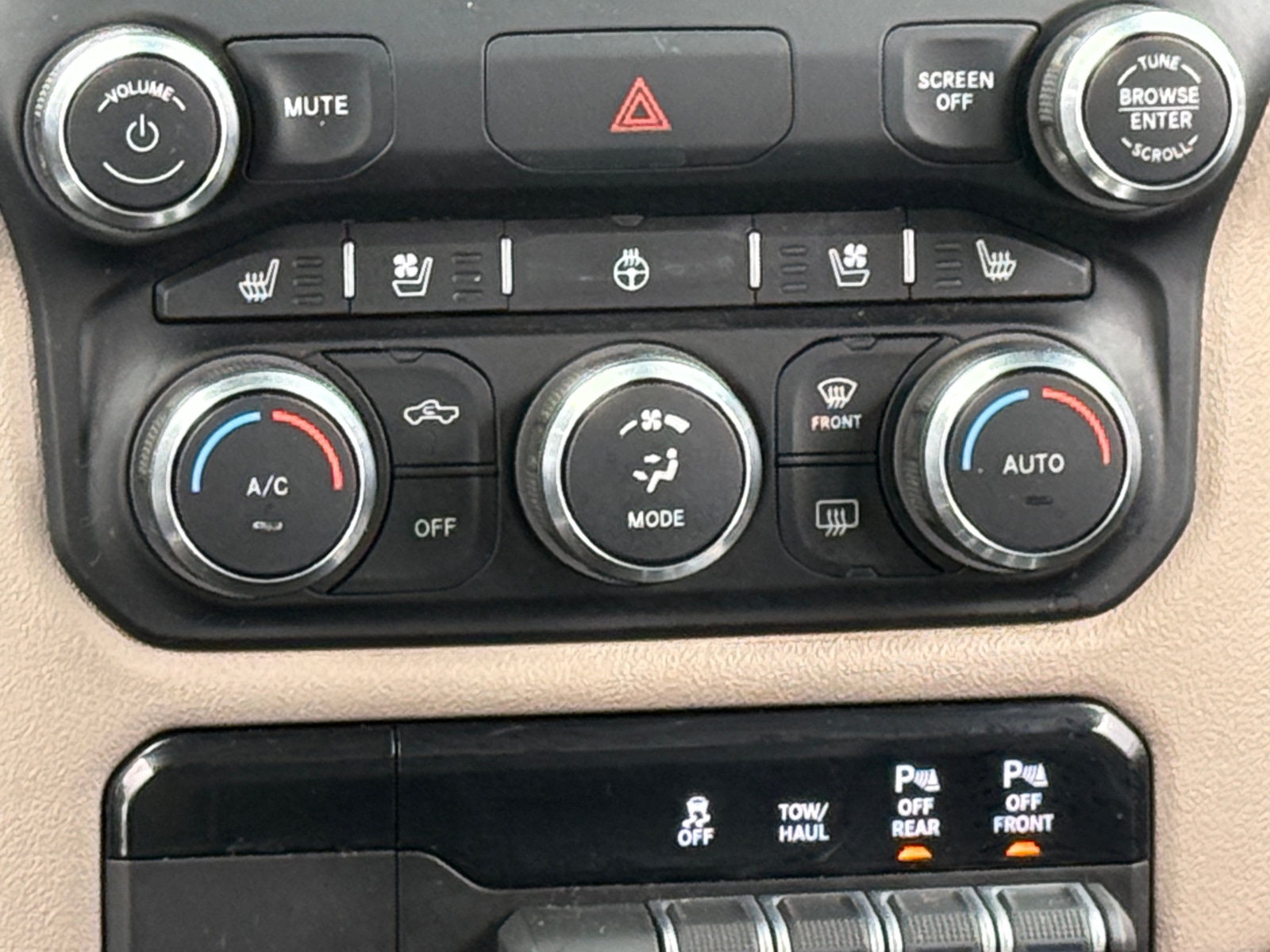 Thumbnail: 2022 RAM 1500 - 3