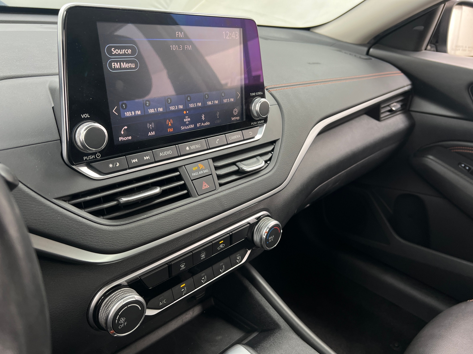 Thumbnail: 2020 Nissan Altima - 4