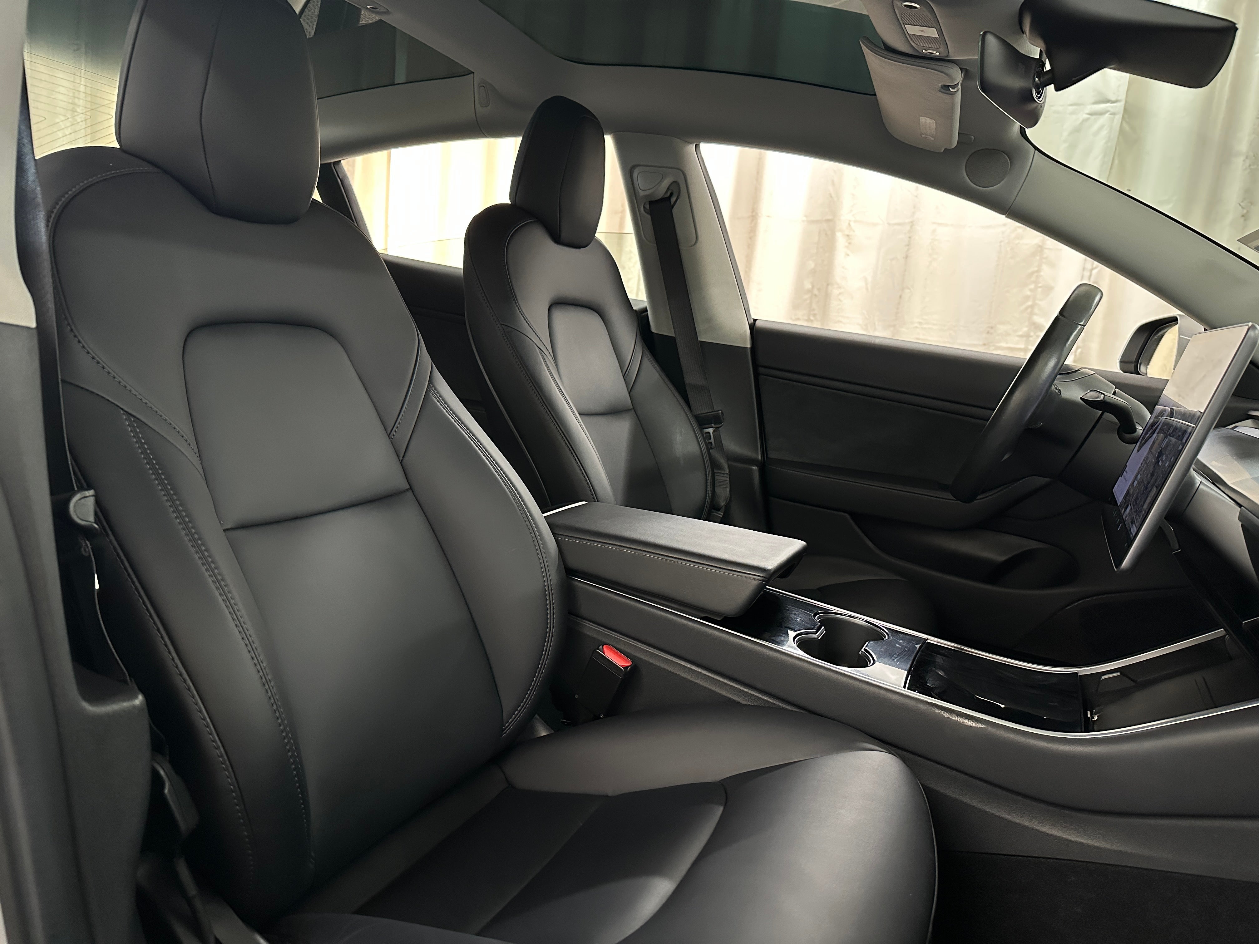 Used 2018 Tesla Model 3 Long Range with VIN 5YJ3E1EA4JF048318 for sale in Oak Creek, WI