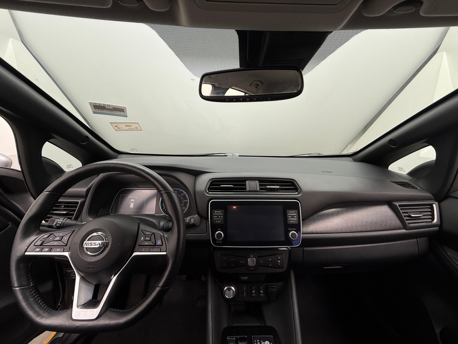 Thumbnail: 2022 Nissan Leaf - 3