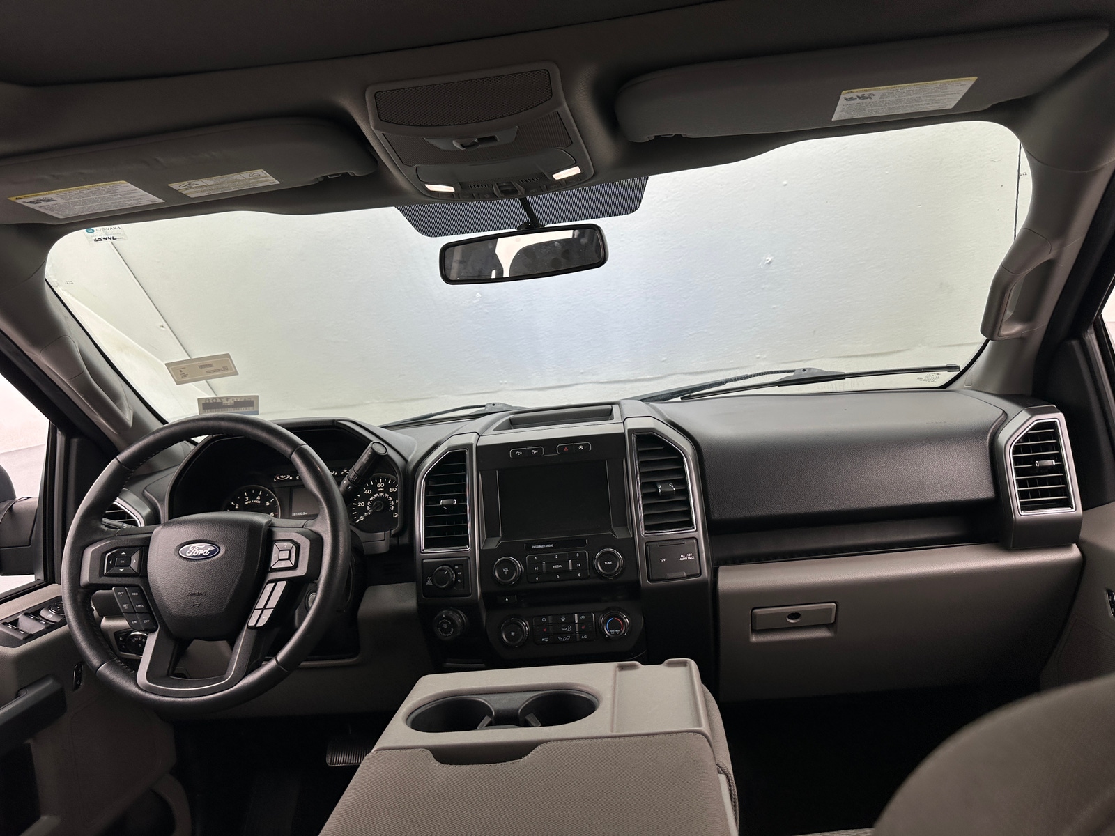 Thumbnail: 2018 Ford Econoline - 3