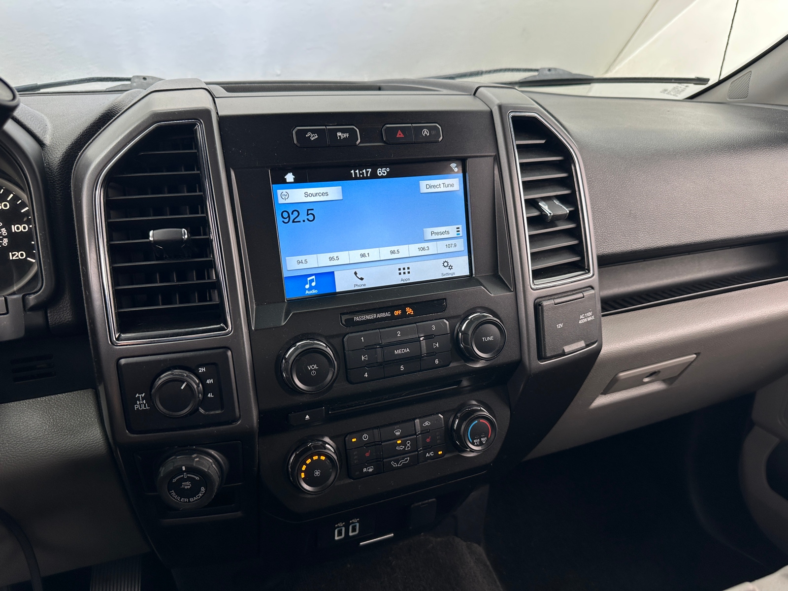 Thumbnail: 2018 Ford Econoline - 4