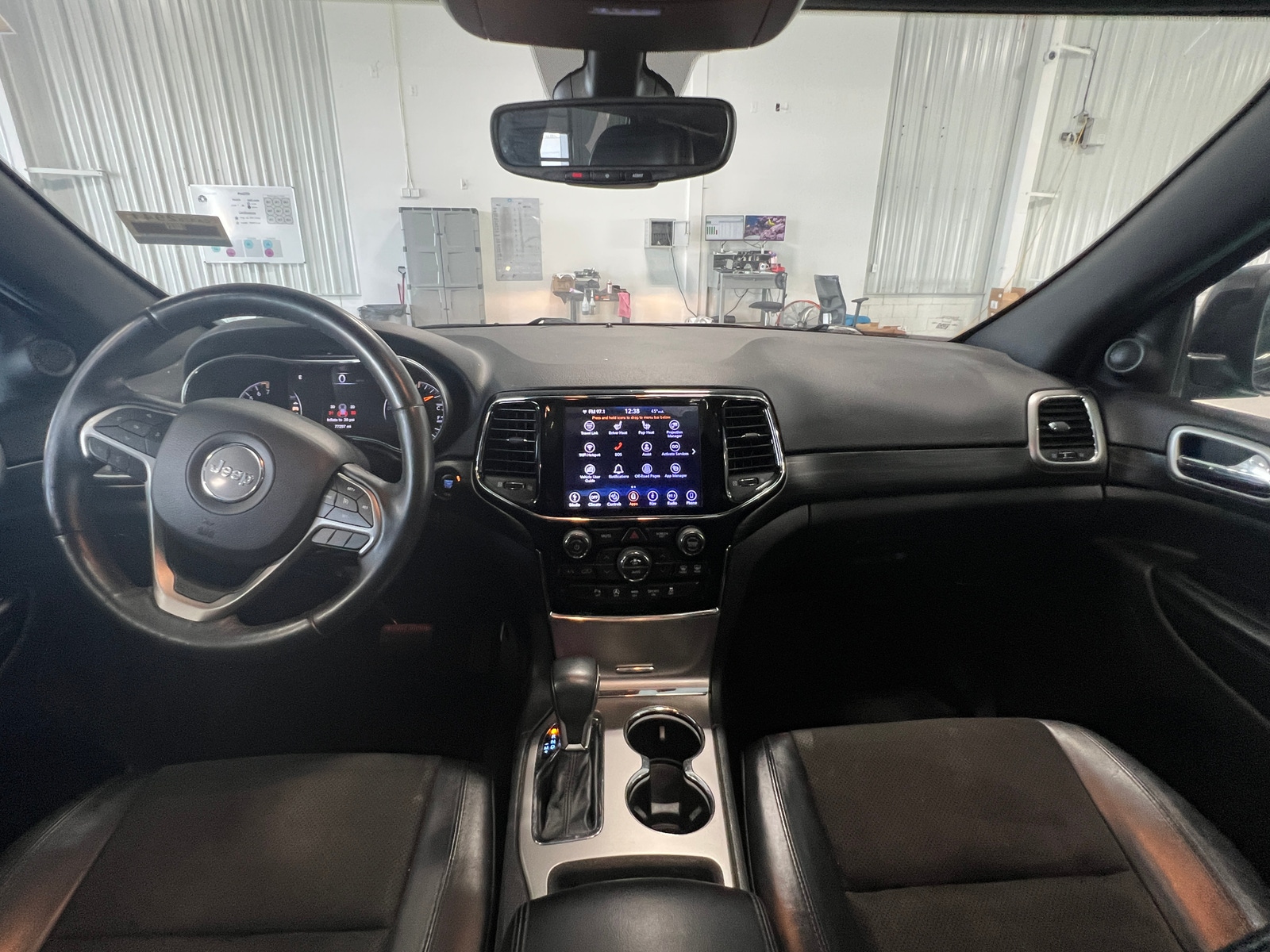 Thumbnail: 2019 Jeep Grand Cherokee - 2