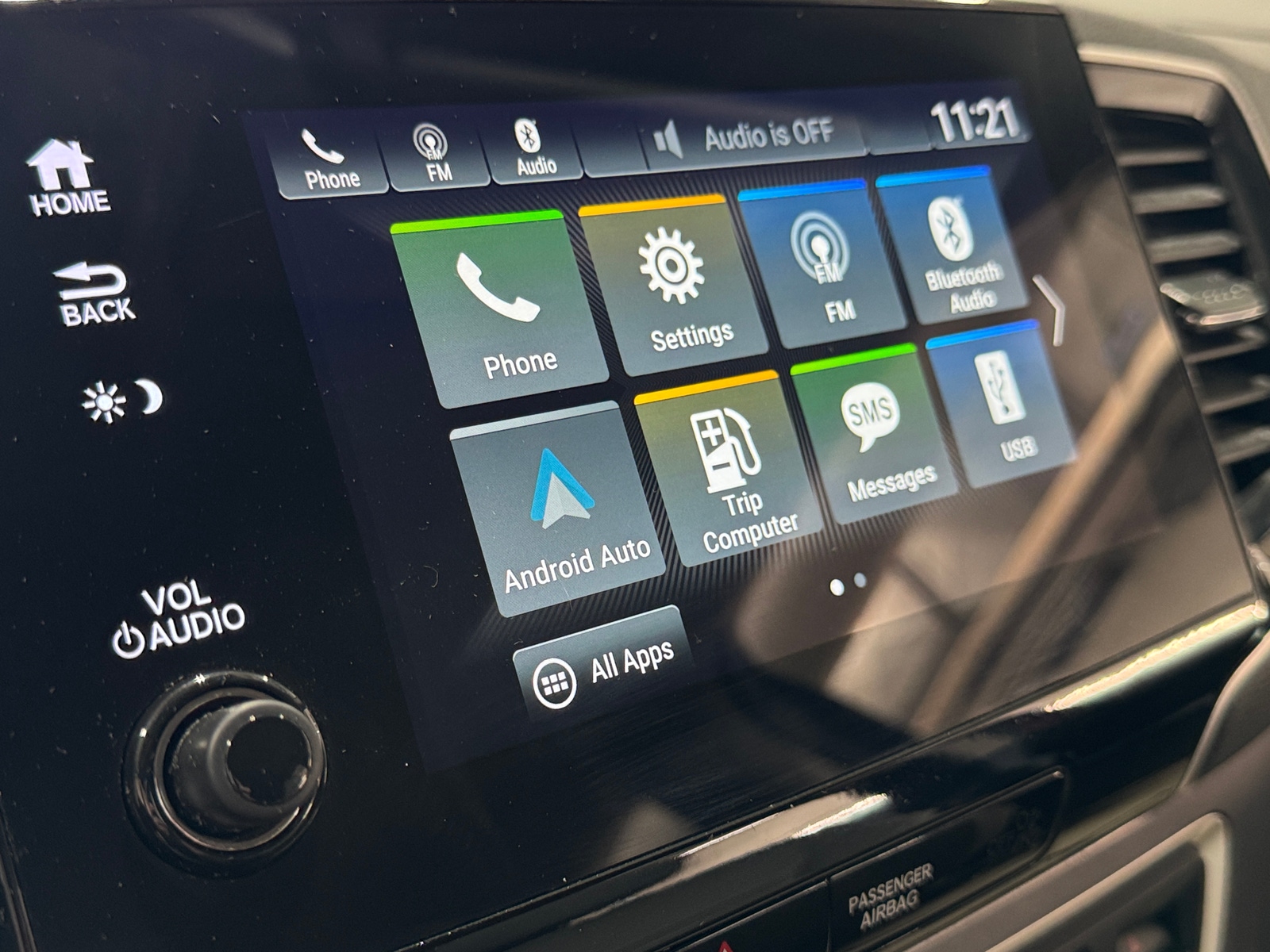 Thumbnail: 2019 Honda Pilot - 4